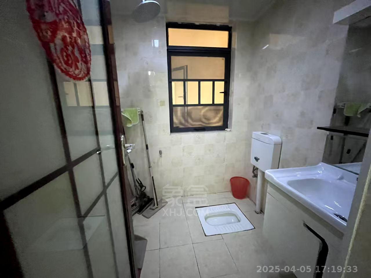 提香蓝岸 3室2厅1卫 1600.0元/月 提香蓝岸 3室2厅1卫 1600.0元/月室内图