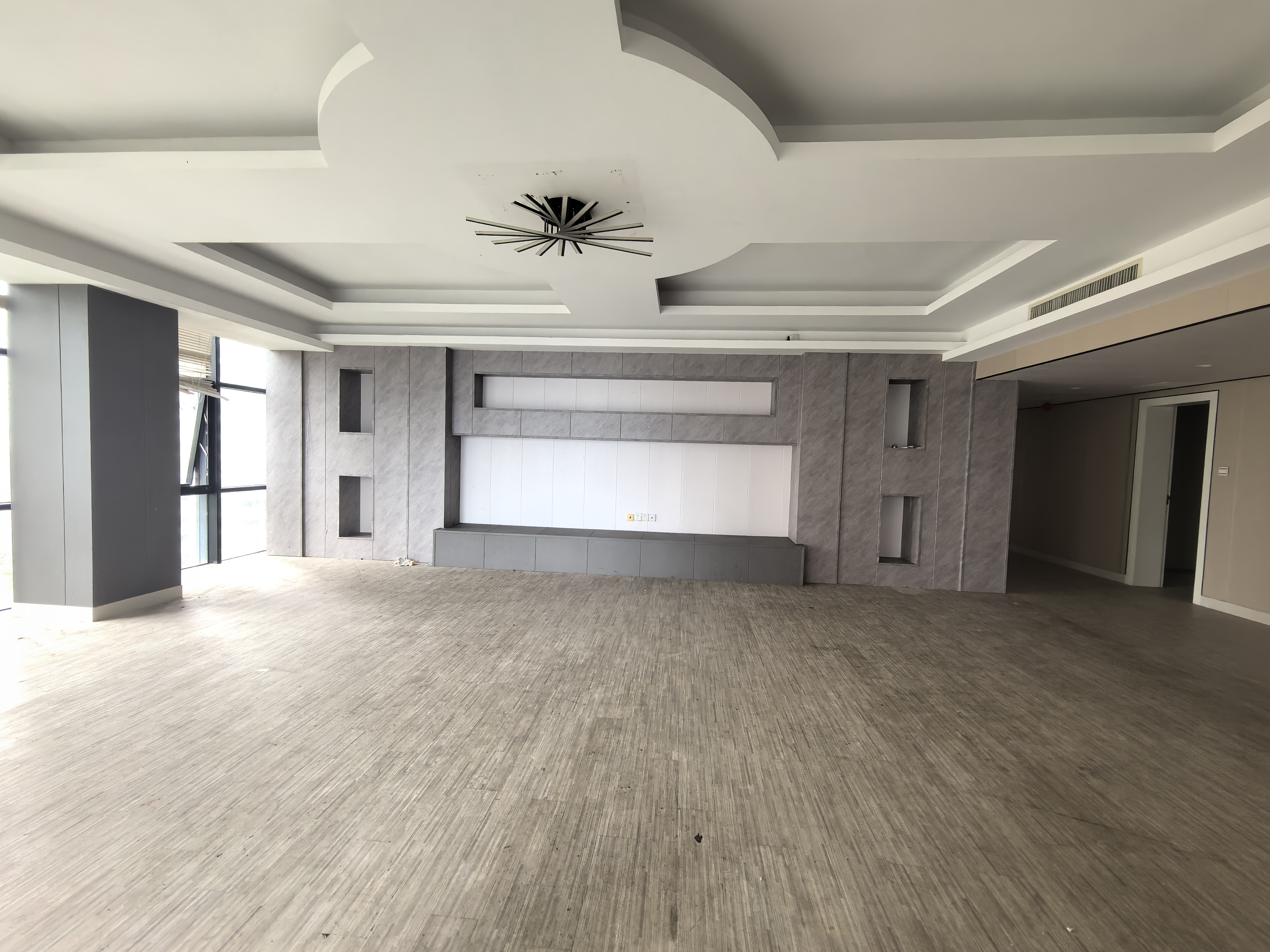 紫荆信息公寓 5室2厅1卫 15000.0元/月 紫荆信息公寓 5室2厅1卫 15000.0元/月室内图