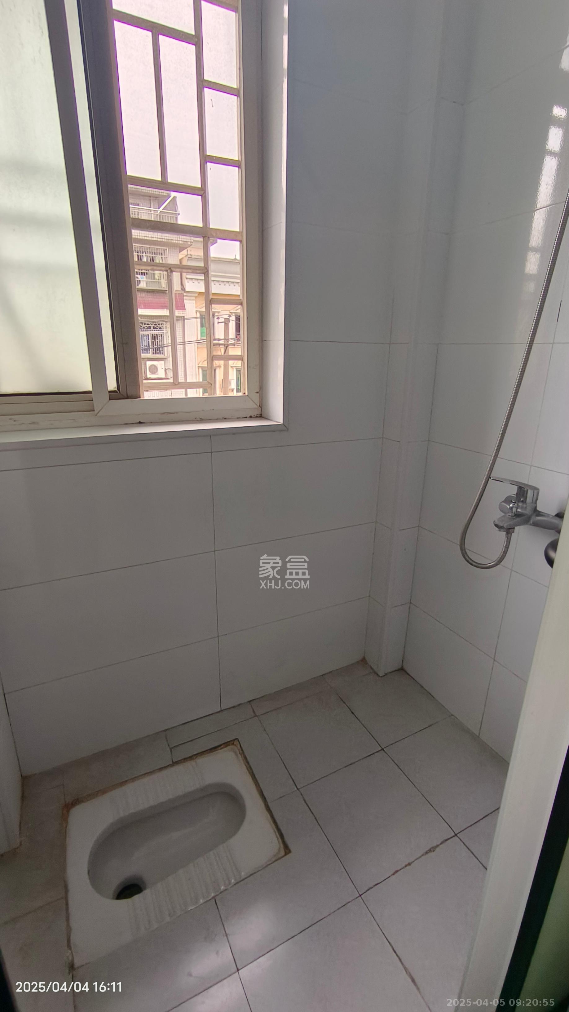 马王堆陶瓷城新合区  1室0厅0卫   1100.00元/月室内图