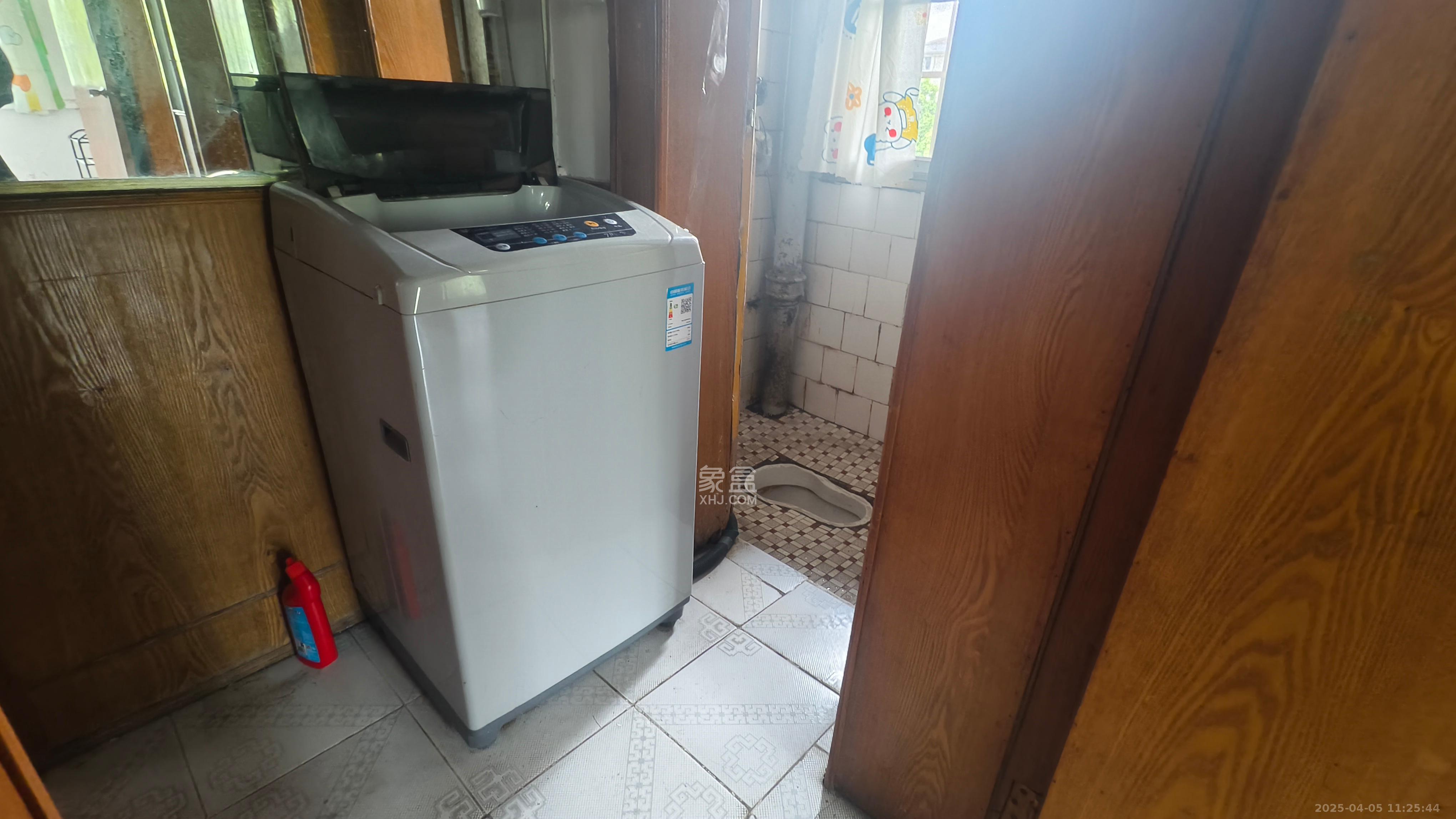狮子山一片  2室1厅1卫   1100.00元/月室内图