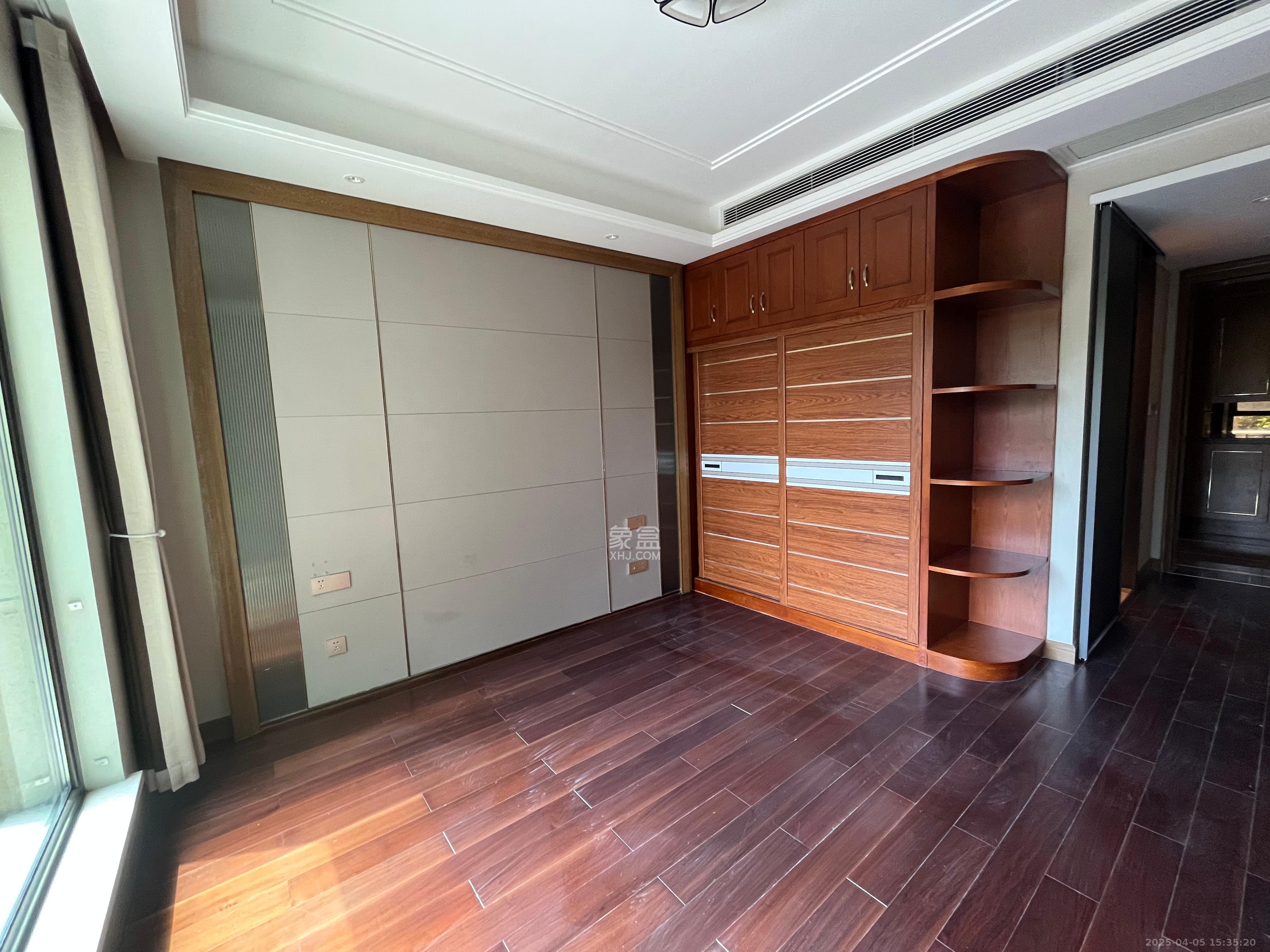 晟通牡丹舸 4室2厅3卫 12800.0元/月 晟通牡丹舸 4室2厅3卫 12800.0元/月室内图