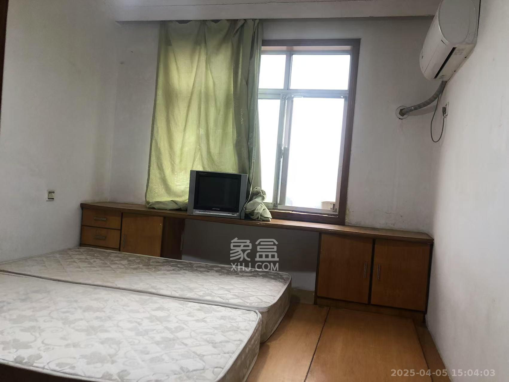 红星商务楼(红星蔬菜批发大市场) 2室1厅1卫 1350.0元/月 红星商务楼(红星蔬菜批发大市场) 2室1厅1卫 1350.0元/月室内图