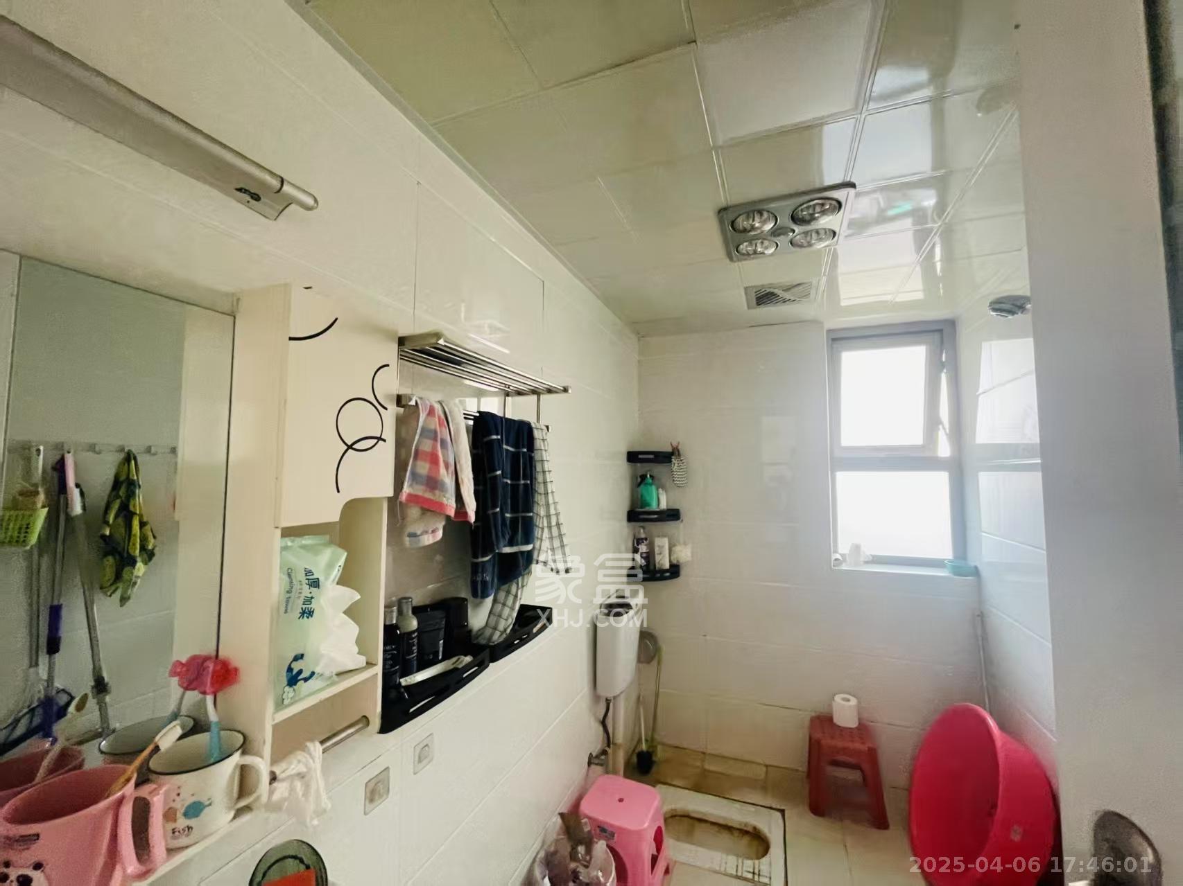 怡海星城 3室2厅2卫 1600.0元/月 怡海星城 3室2厅2卫 1600.0元/月室内图