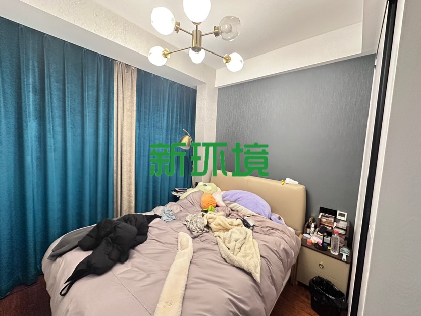 丽景天下二期  4室2厅2卫    123.0万客厅
