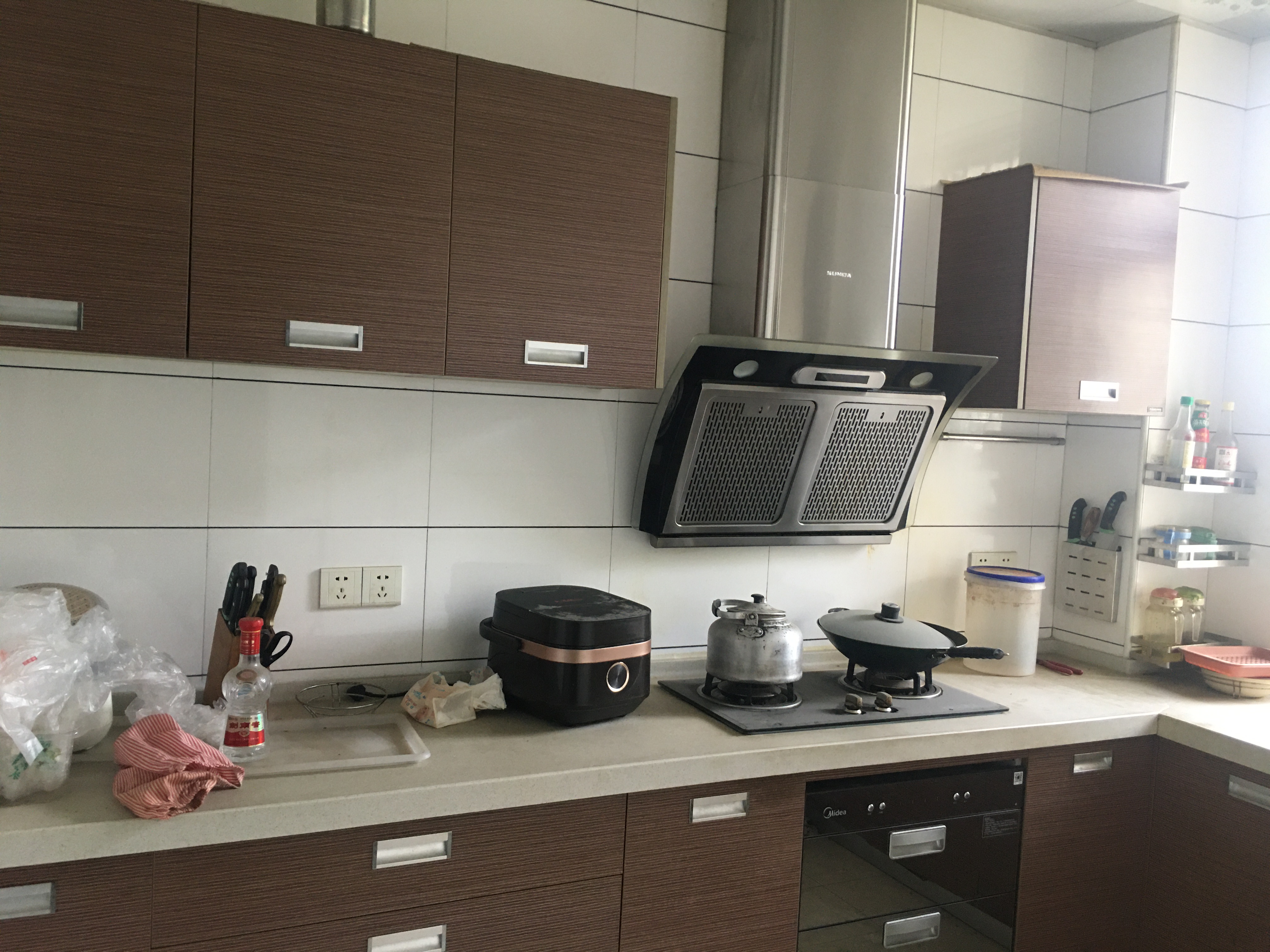 金谷家园 4室2厅2卫 1200.0元/月 金谷家园 4室2厅2卫 1200.0元/月室内图