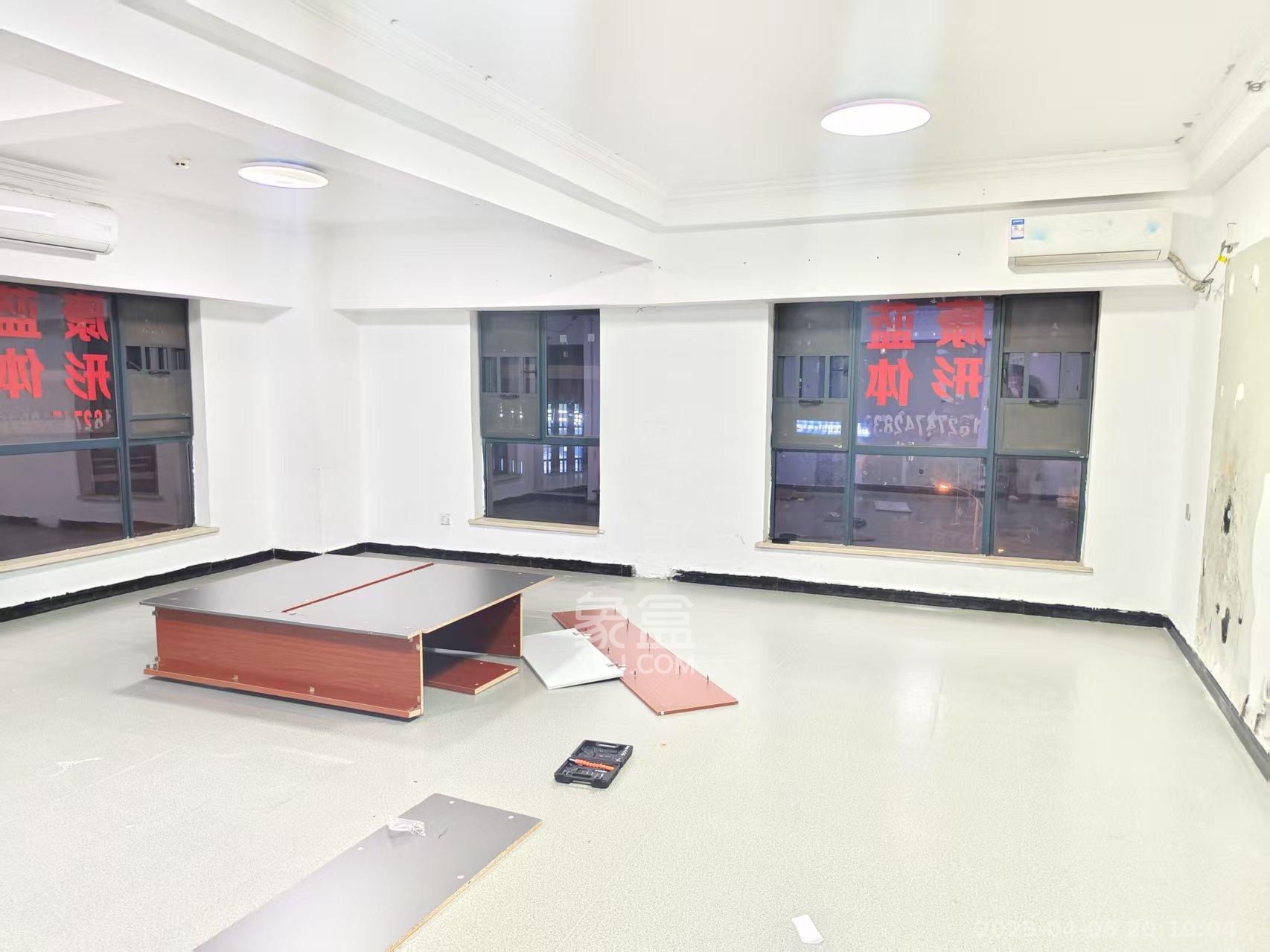 湘熙水郡(观澜海赋家园) 1室1厅1卫 2200.0元/月 湘熙水郡(观澜海赋家园) 1室1厅1卫 2200.0元/月室内图