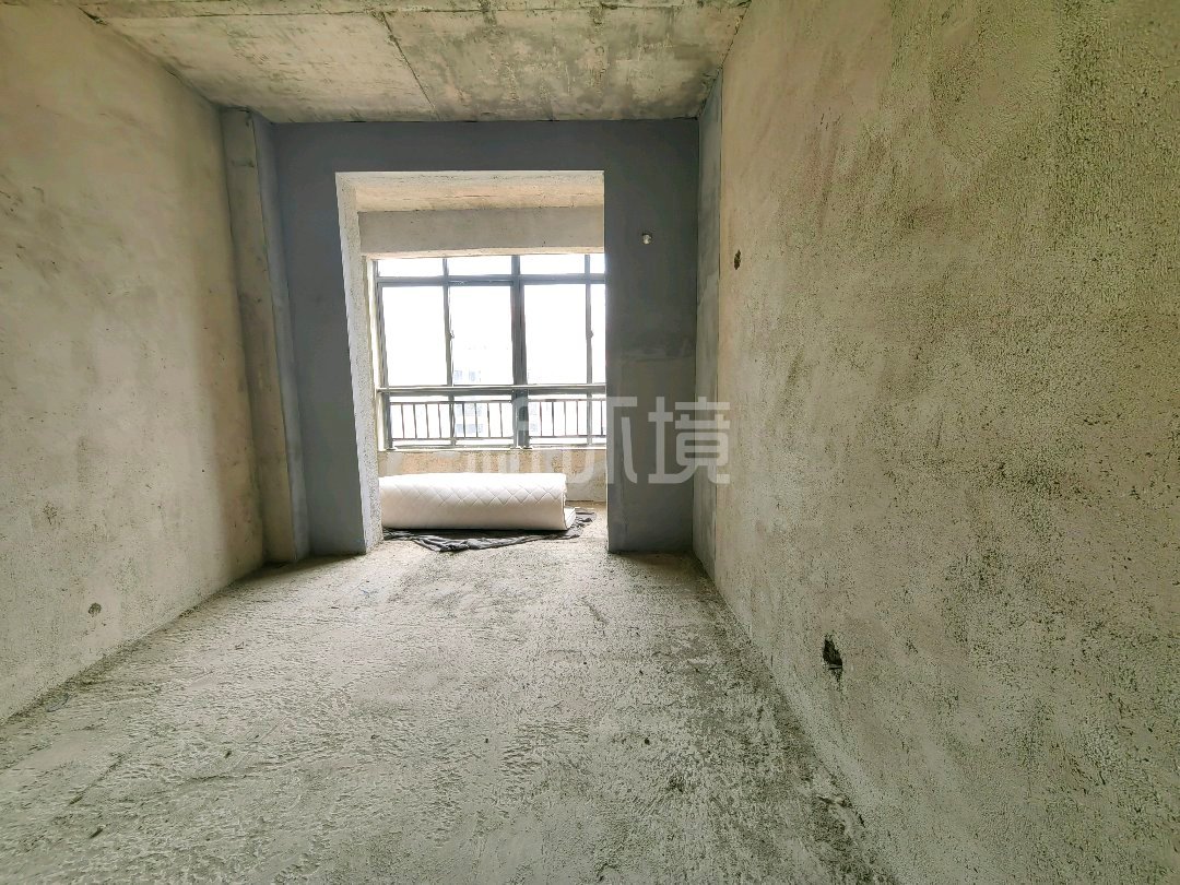 丽景天下二期  3室2厅2卫    140.0万 丽景天下二期  3室2厅2卫    140.0万客厅