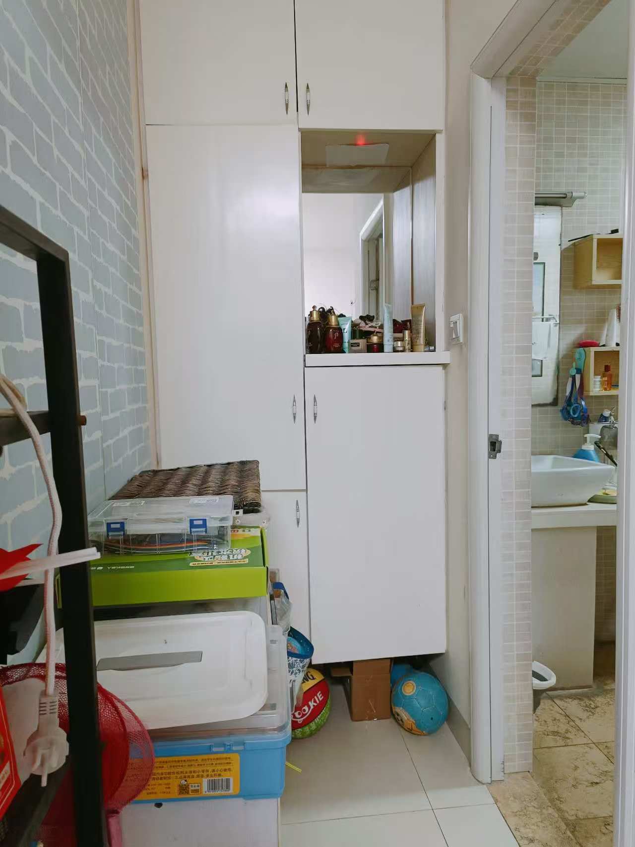 金域湾畔  2室2厅1卫    120.0万 金域湾畔  2室2厅1卫    120.0万室内图