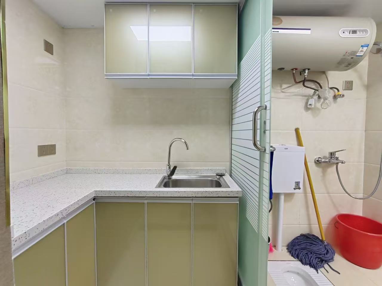 佳源罗马都市 1室1厅1卫 1350.0元/月 佳源罗马都市 1室1厅1卫 1350.0元/月室内图