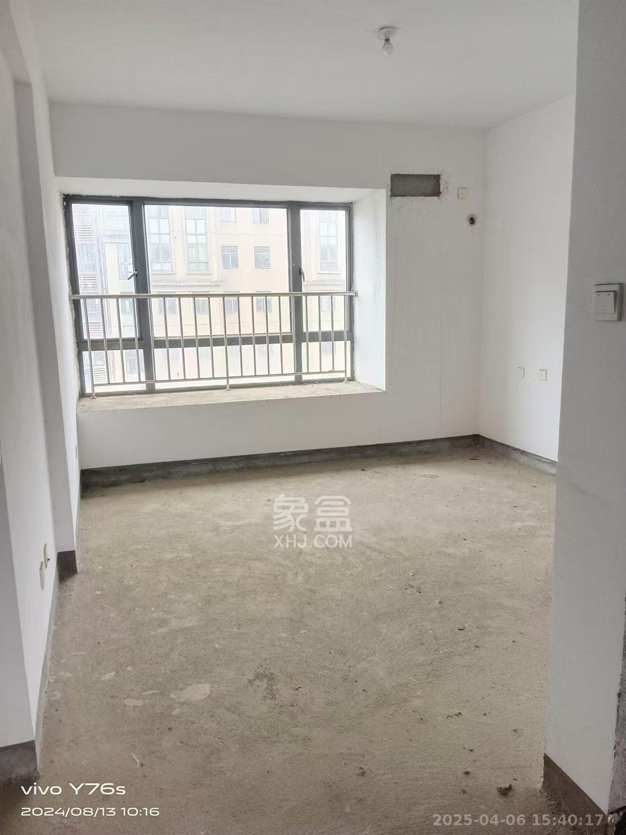 和美星城  4室2厅2卫    1200.0元/月 和美星城  4室2厅2卫    1200.0元/月室内图