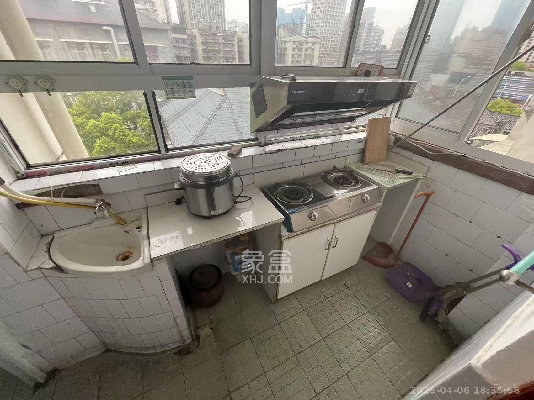 周南中学宿舍 3室1厅1卫 1600.0元/月 周南中学宿舍 3室1厅1卫 1600.0元/月室内图