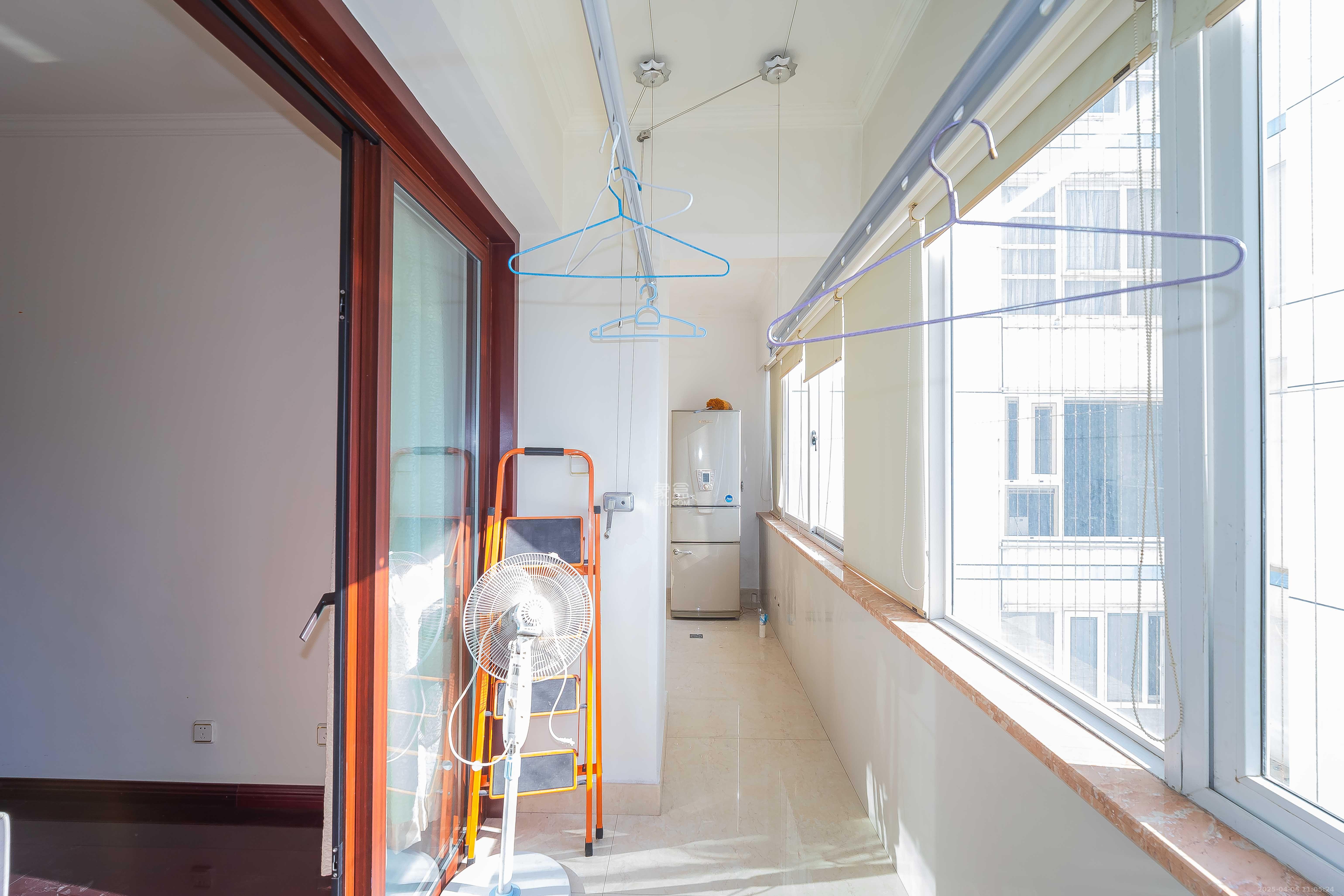 新世纪花苑  4室2厅1卫    6200.0元/月室内图