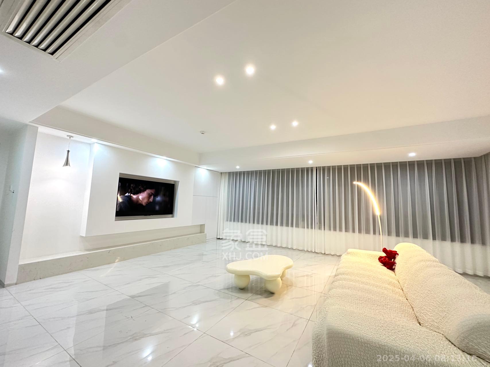 中建梅溪湖中心  4室2厅2卫    6500.0元/月 中建梅溪湖中心  4室2厅2卫    6500.0元/月