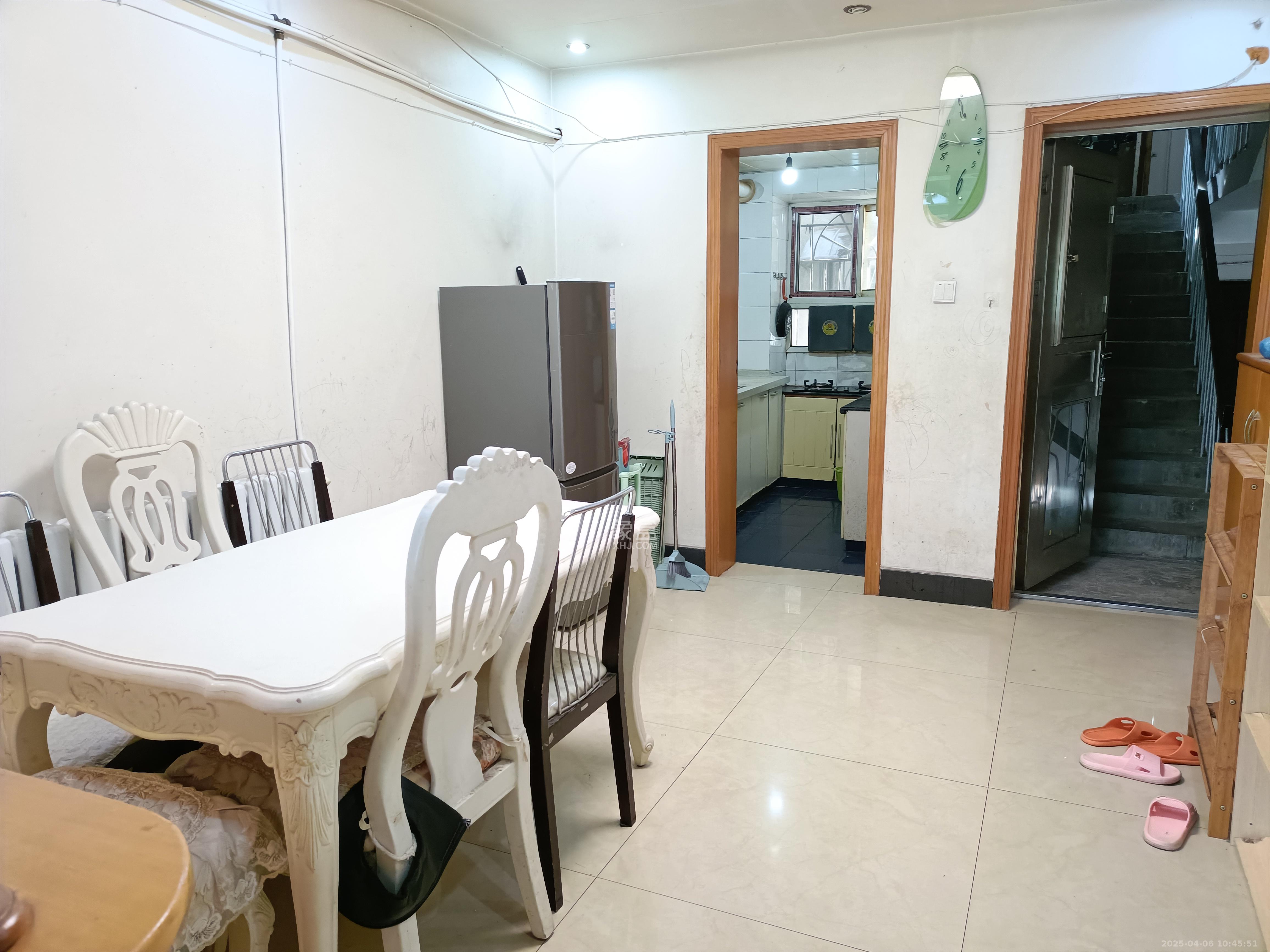 福乐凯公寓 3室1厅2卫 3000.0元/月 福乐凯公寓 3室1厅2卫 3000.0元/月室内图