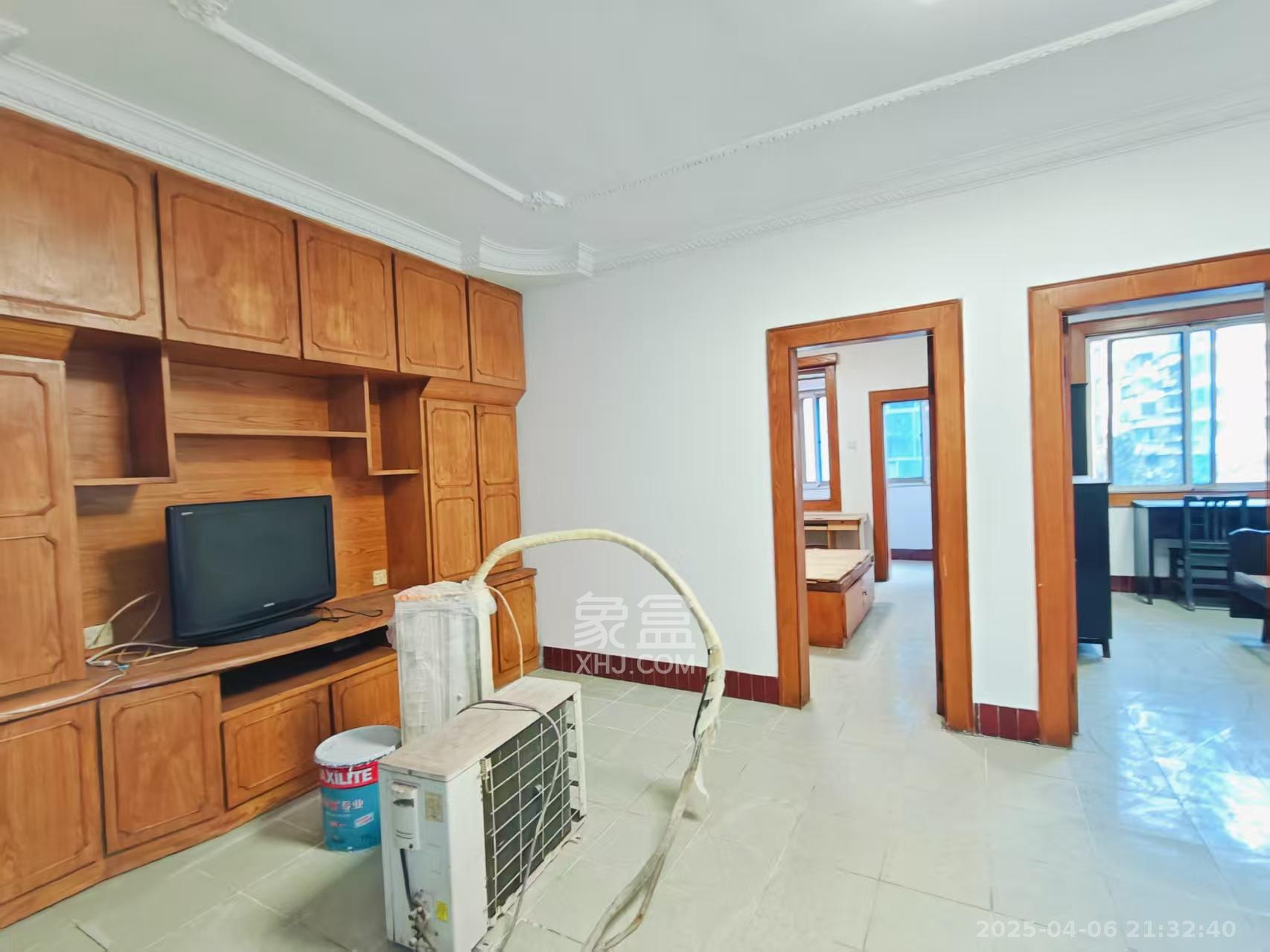 向韶村 2室1厅1卫 1600.0元/月 向韶村 2室1厅1卫 1600.0元/月室内图