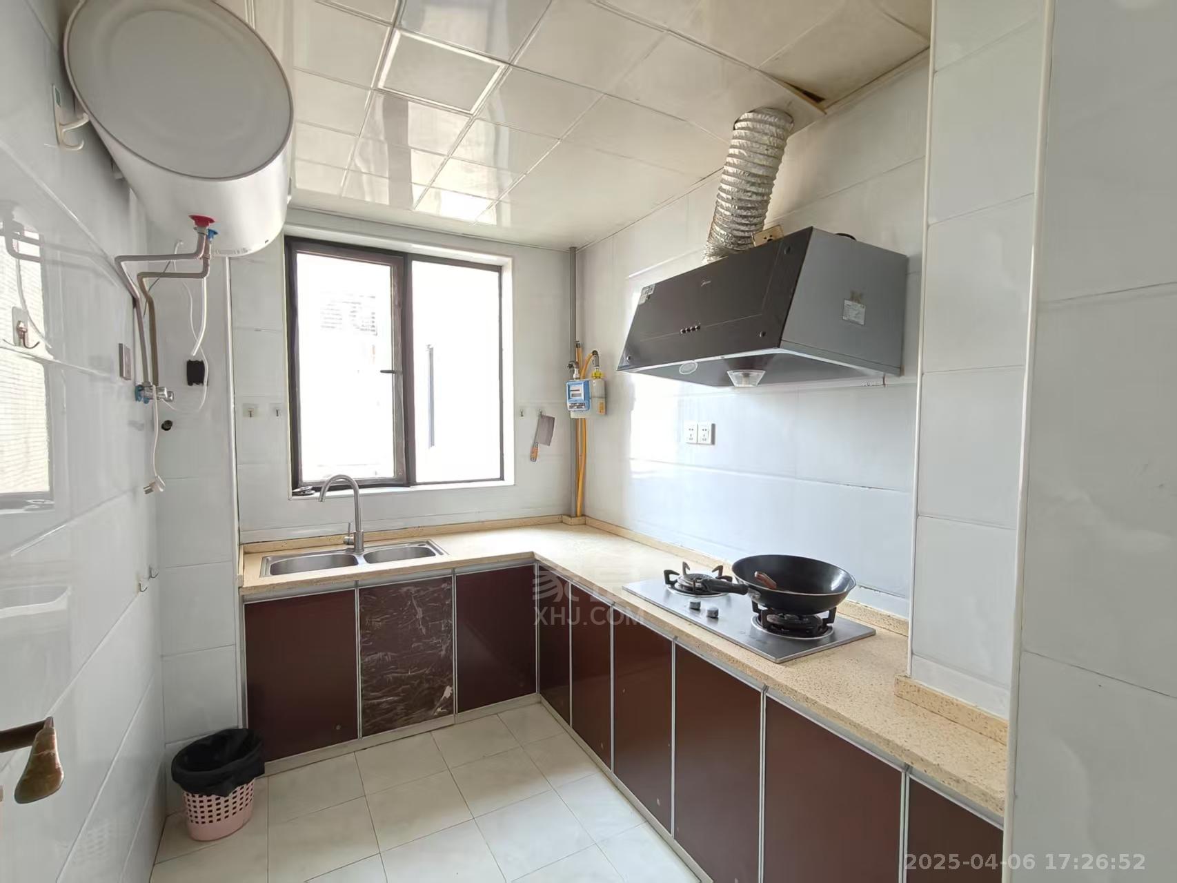 恒瑞雅园 2室2厅1卫 1600.0元/月 恒瑞雅园 2室2厅1卫 1600.0元/月室内图