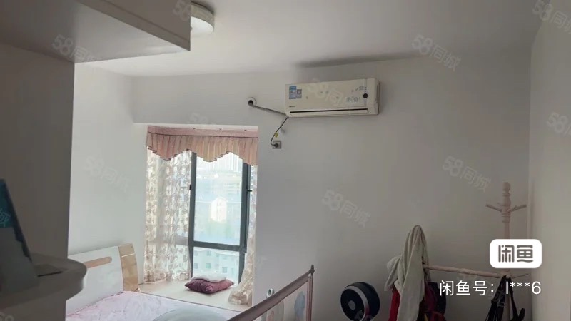 愉景湾东域  3室2厅2卫   59.80万客厅