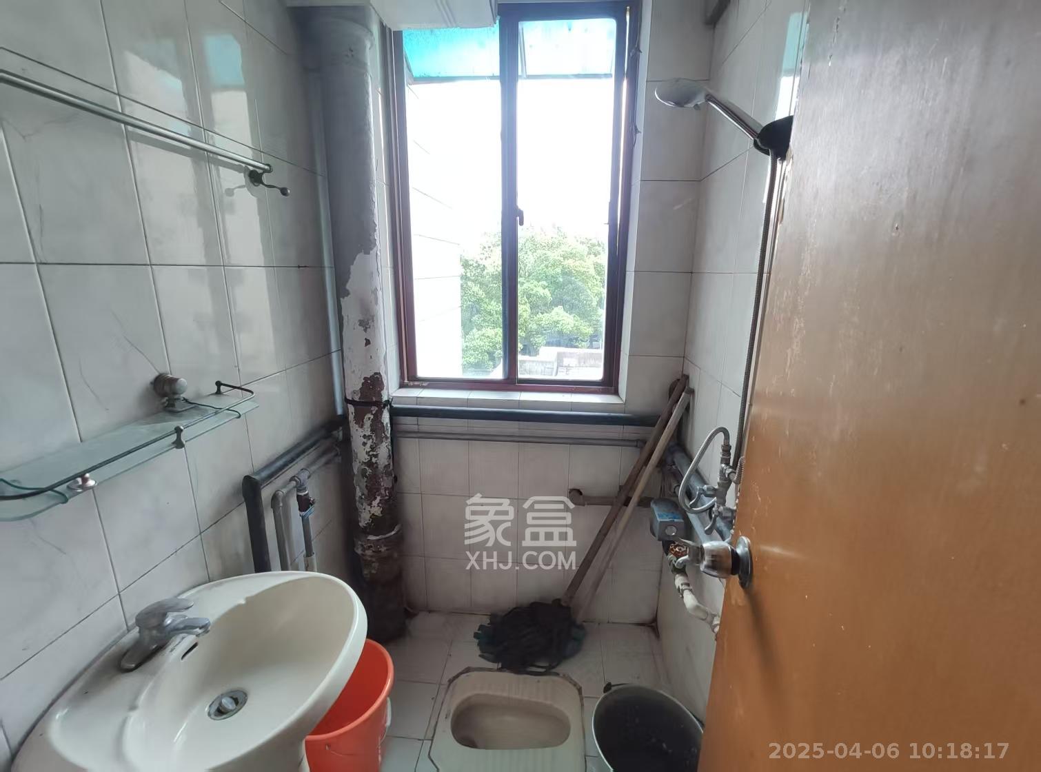 湖南文艺出版社 2室2厅1卫 1680.0元/月 湖南文艺出版社 2室2厅1卫 1680.0元/月室内图