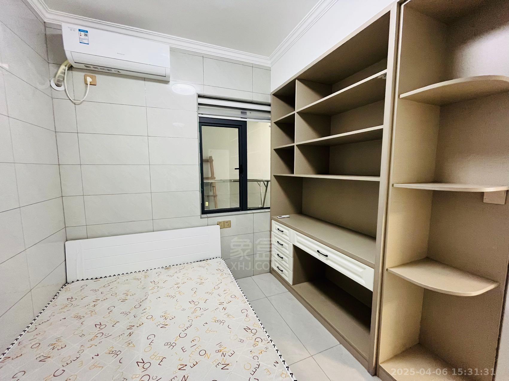 山水洲城华晨第一城 2室1厅1卫 2000.0元/月 山水洲城华晨第一城 2室1厅1卫 2000.0元/月室内图