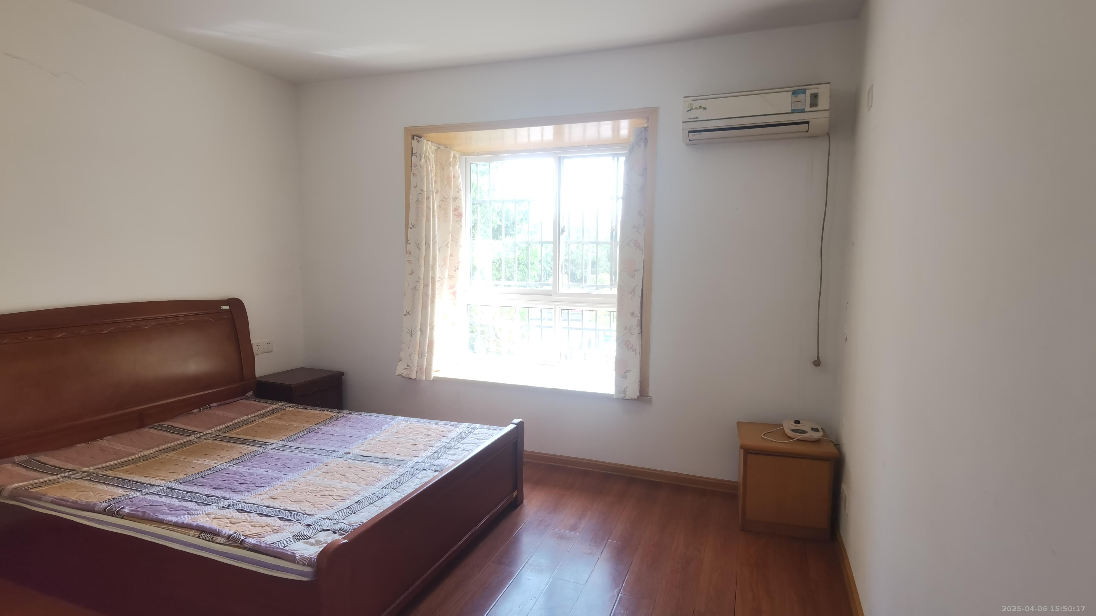 清政园(青政家园) 3室2厅2卫 2300.0元/月 清政园(青政家园) 3室2厅2卫 2300.0元/月室内图