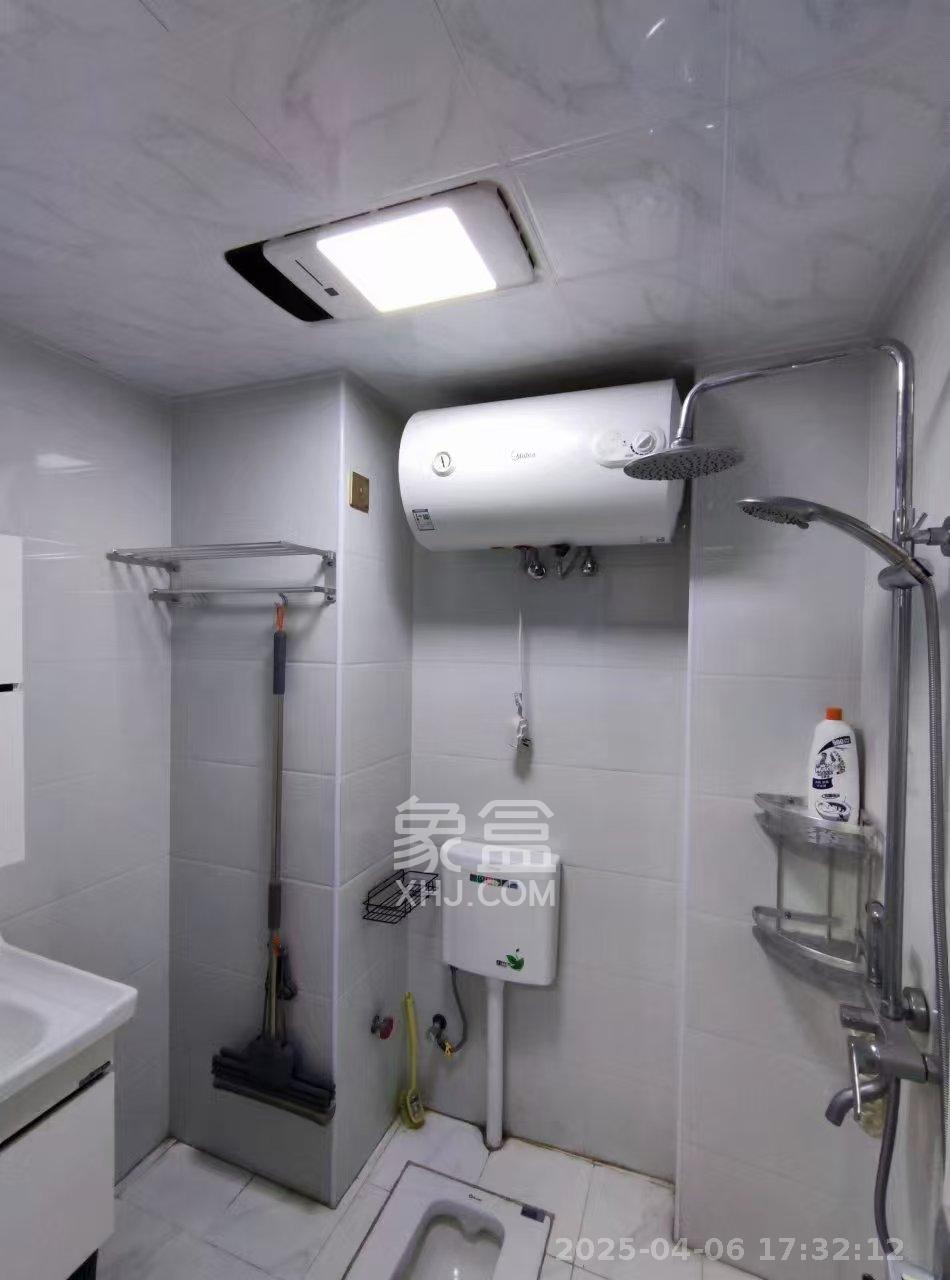 裕都国际 1室1厅1卫 850.0元/月 裕都国际 1室1厅1卫 850.0元/月室内图