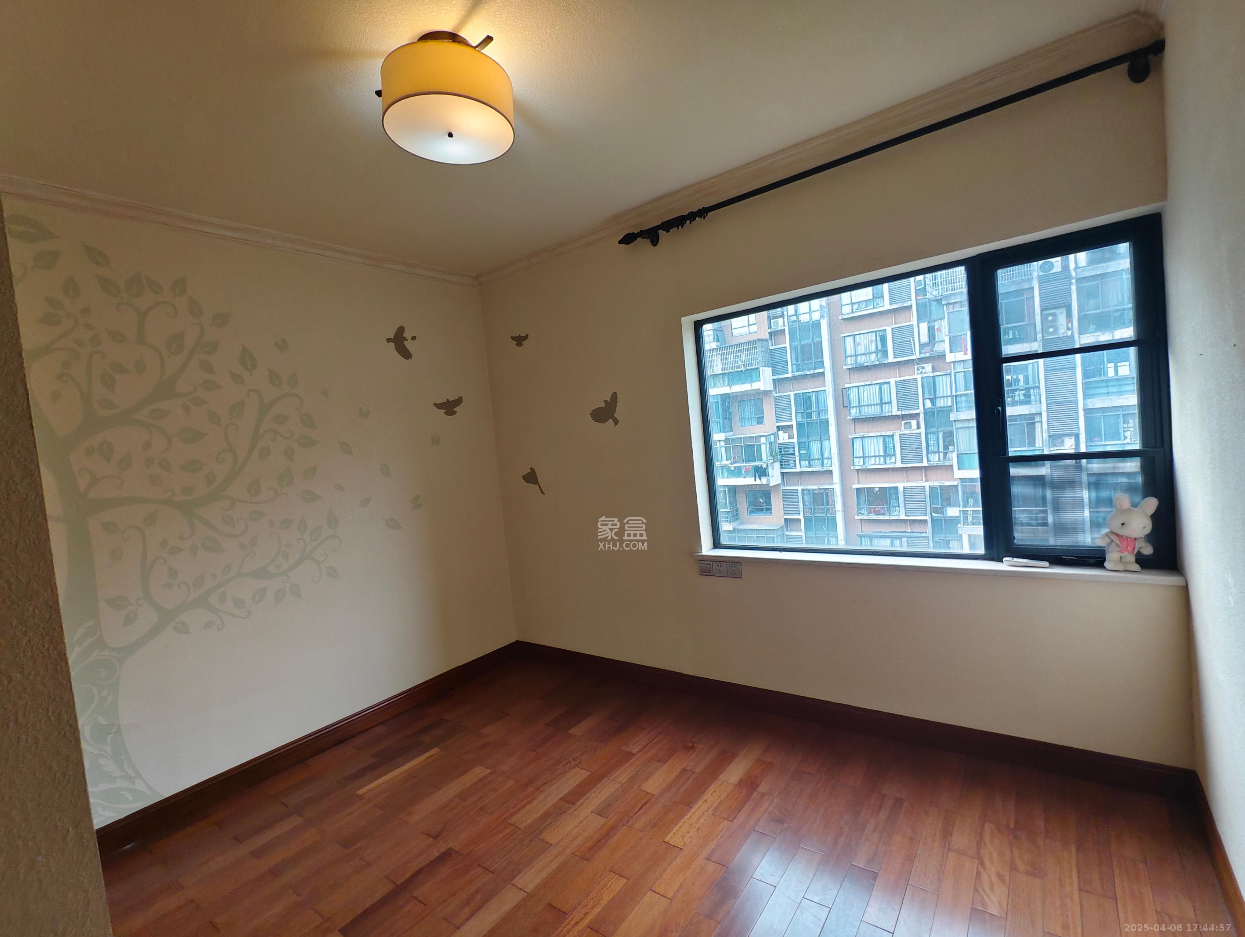 茂华国际湘 3室2厅2卫 3800.0元/月 茂华国际湘 3室2厅2卫 3800.0元/月室内图