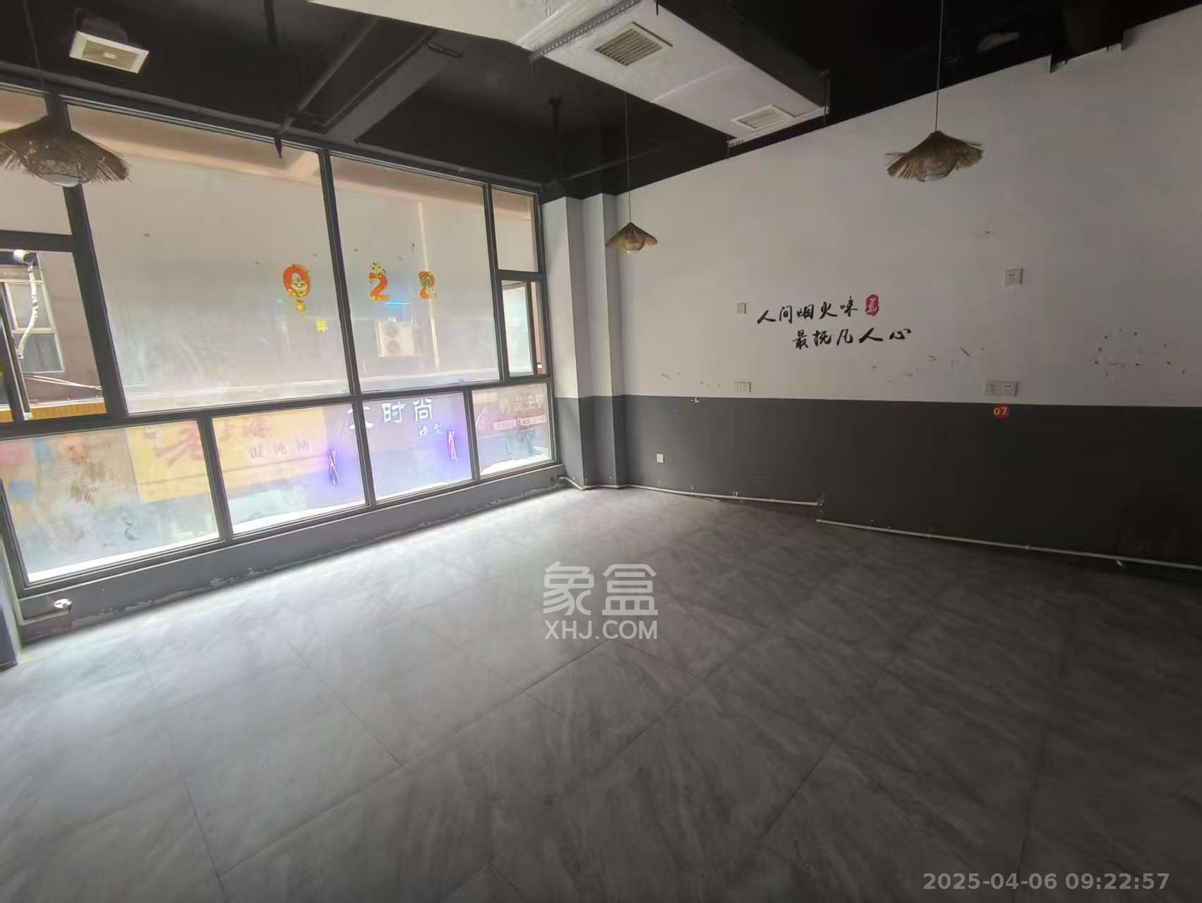 建鑫二期 2室0厅2卫 4600.0元/月 建鑫二期 2室0厅2卫 4600.0元/月室内图