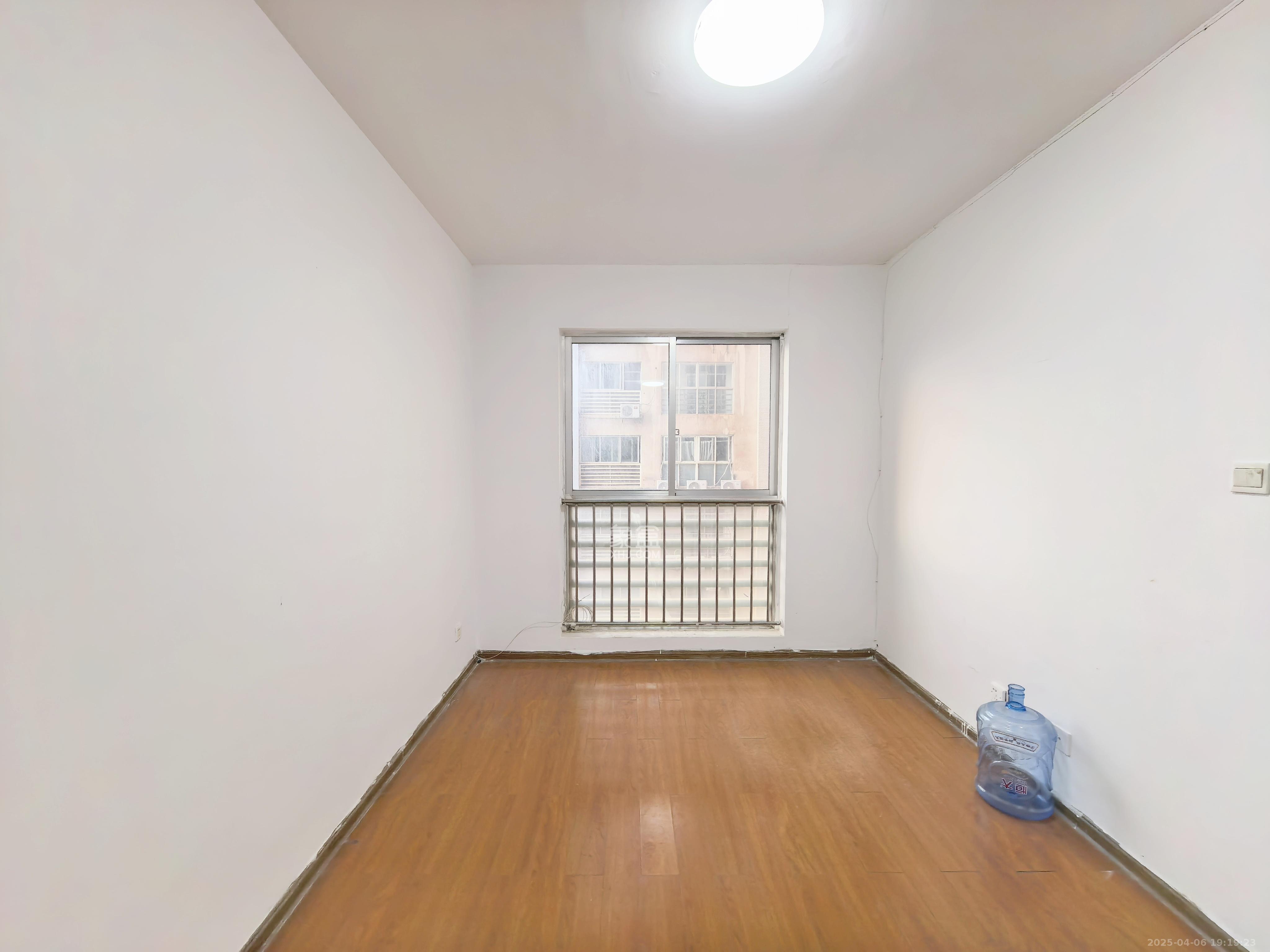 华菱新城地标 2室1厅1卫 1600.0元/月 华菱新城地标 2室1厅1卫 1600.0元/月室内图