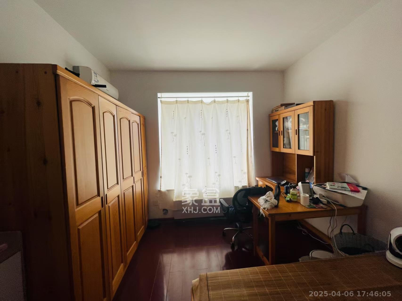 怡海星城 3室2厅2卫 1600.0元/月 怡海星城 3室2厅2卫 1600.0元/月室内图