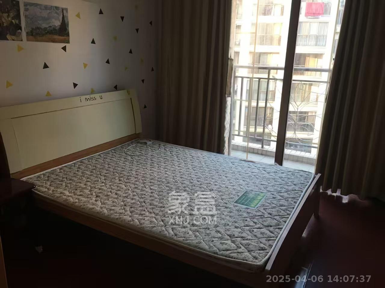 长沙玫瑰园 4室2厅2卫 2400.0元/月 长沙玫瑰园 4室2厅2卫 2400.0元/月室内图