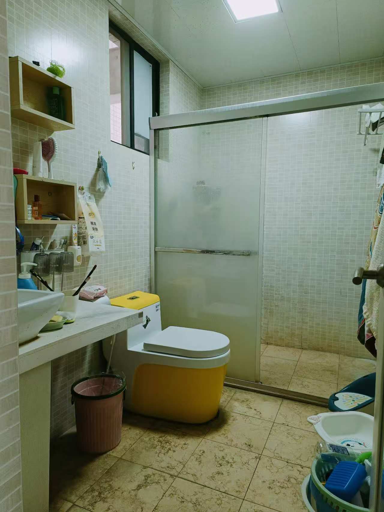 金域湾畔  2室2厅1卫    120.0万 金域湾畔  2室2厅1卫    120.0万室内图