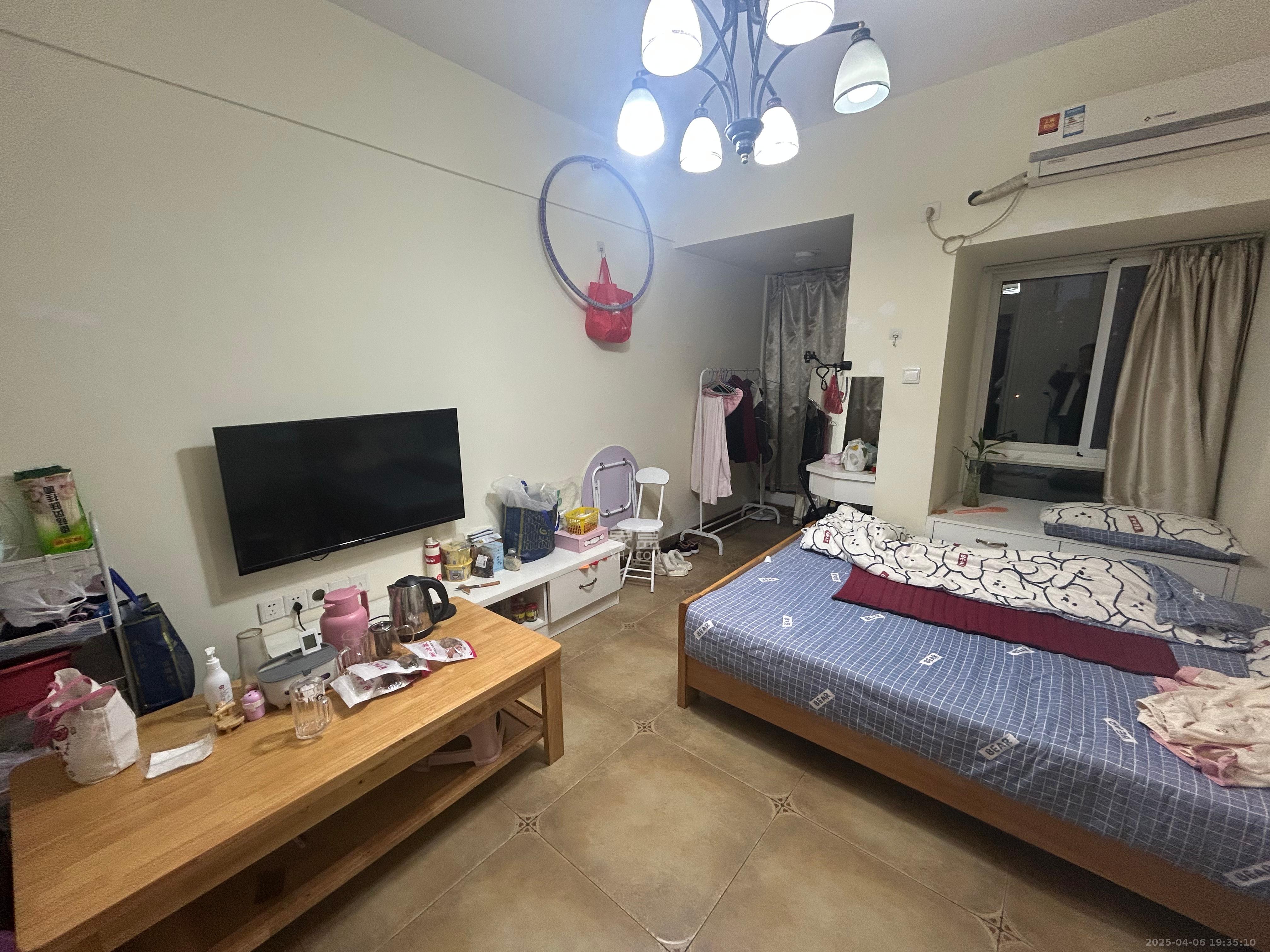 星城荣域  1室1厅1卫   1400.00元/月