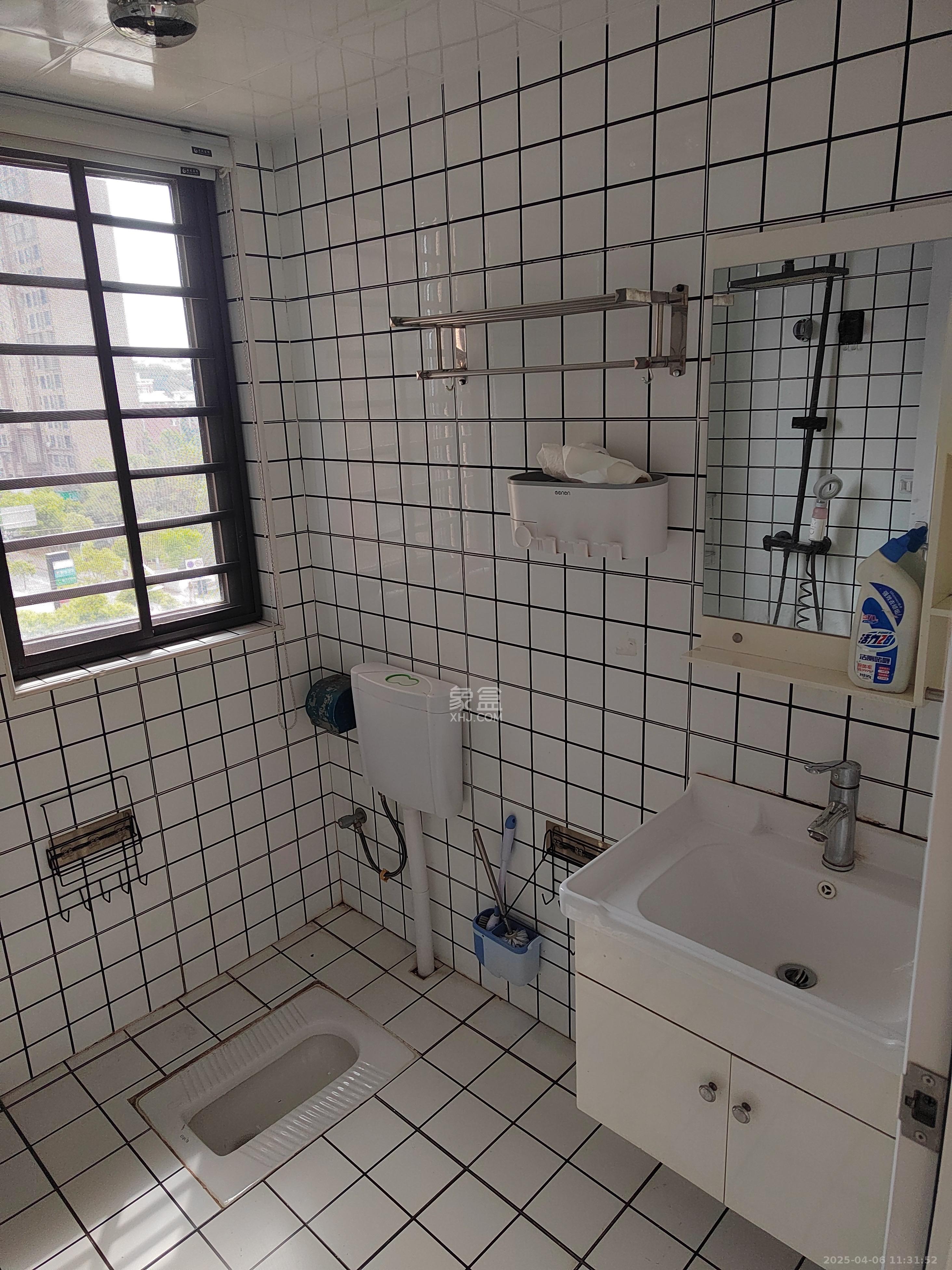 东宜兰园 2室0厅0卫 1400.0元/月 东宜兰园 2室0厅0卫 1400.0元/月室内图