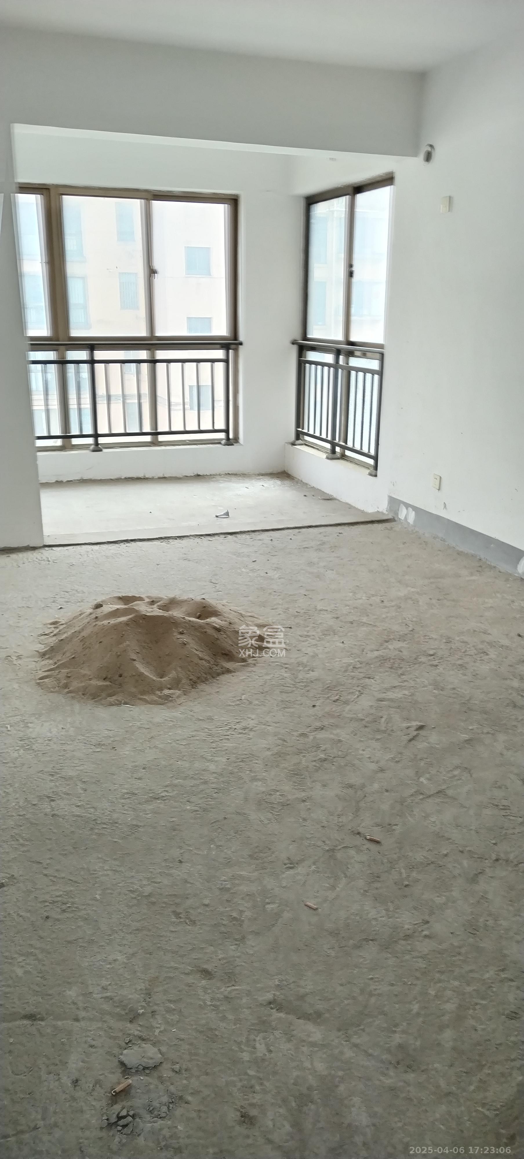 中天瑞景  3室2厅2卫    1900.0元/月 中天瑞景  3室2厅2卫    1900.0元/月室内图