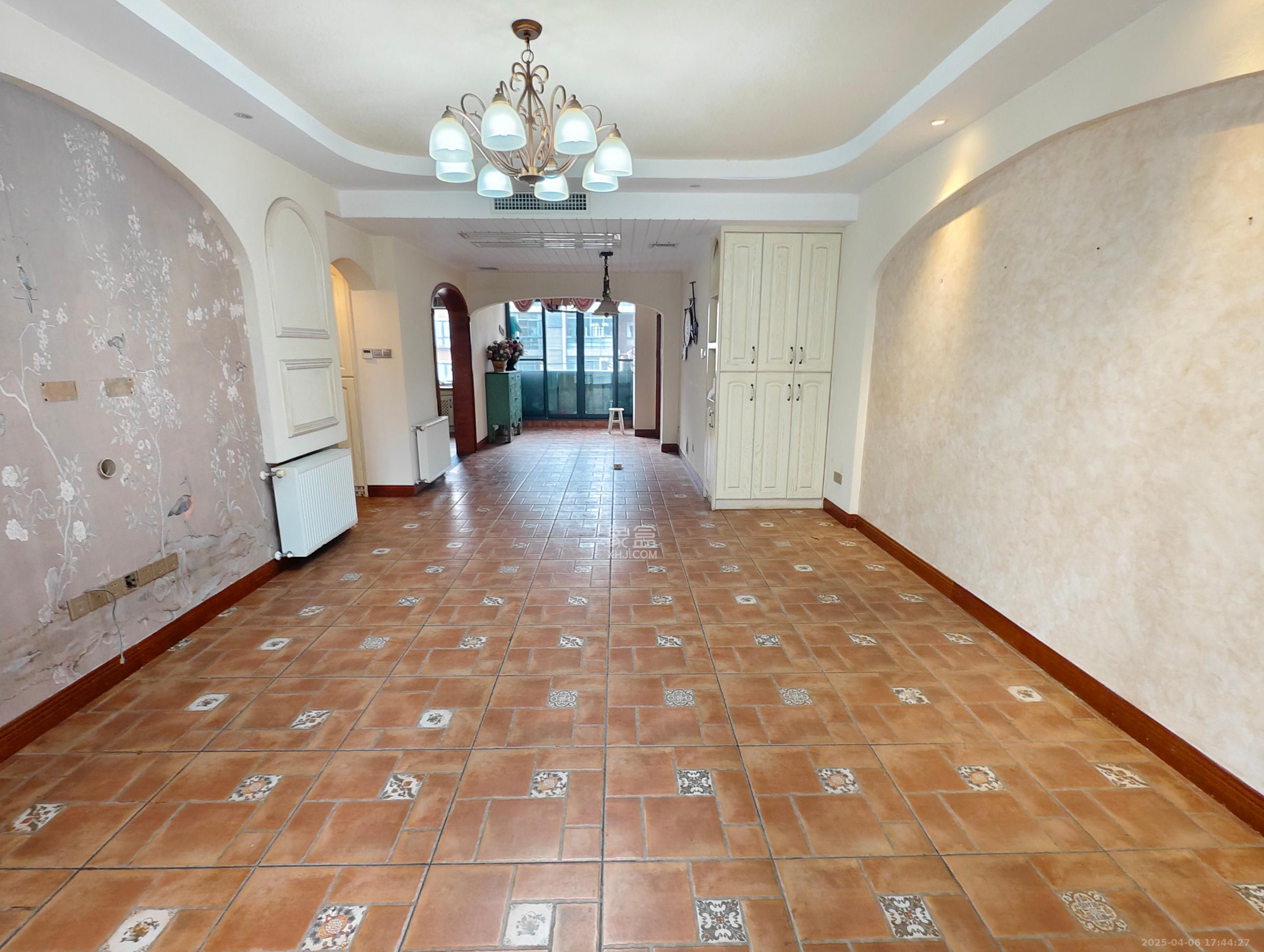 茂华国际湘 3室2厅2卫 3800.0元/月 茂华国际湘 3室2厅2卫 3800.0元/月室内图