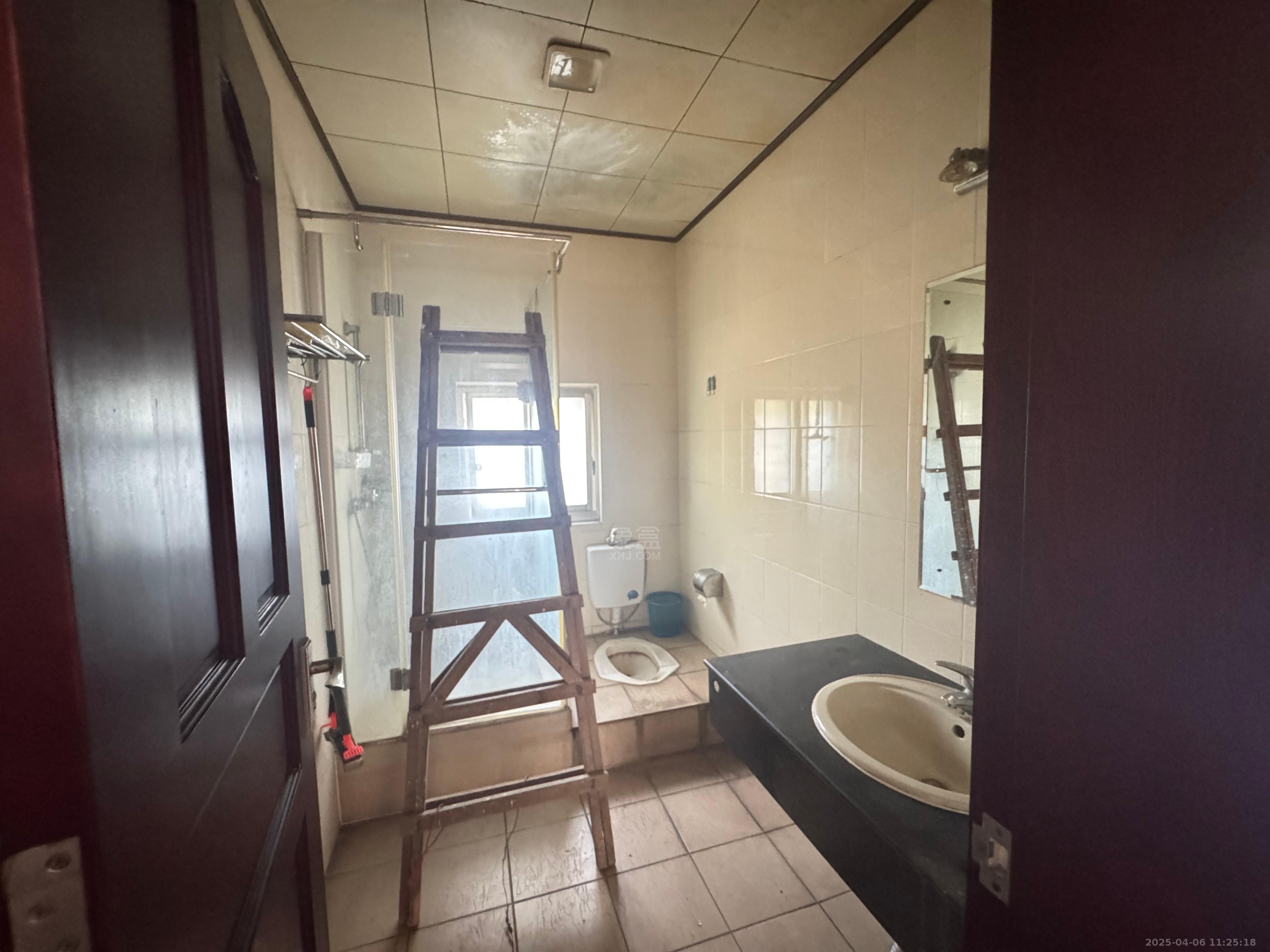 金锦花园 10室2厅3卫 5000.0元/月 金锦花园 10室2厅3卫 5000.0元/月室内图