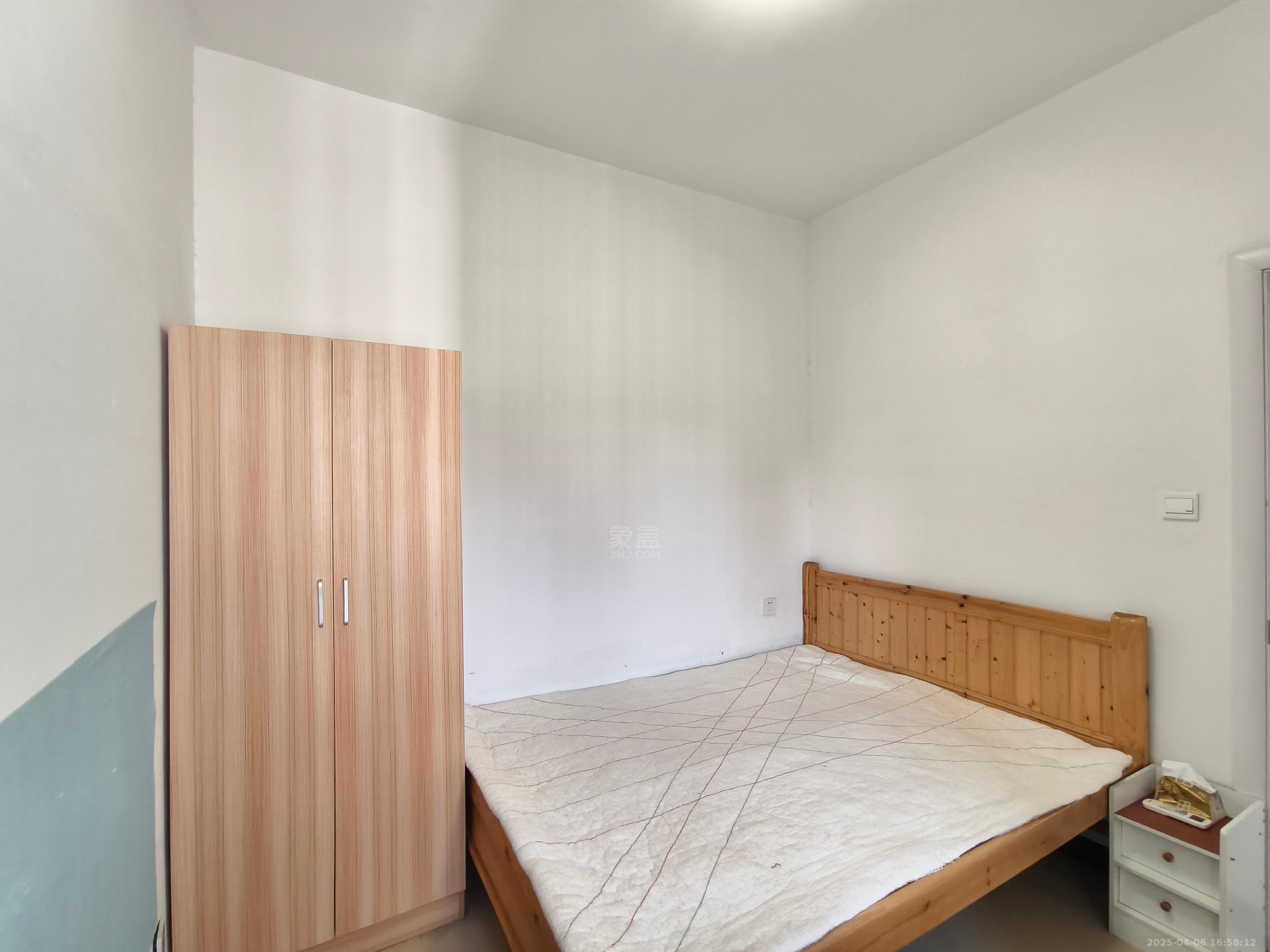 西郡佳园 3室2厅1卫 1500.0元/月 西郡佳园 3室2厅1卫 1500.0元/月室内图