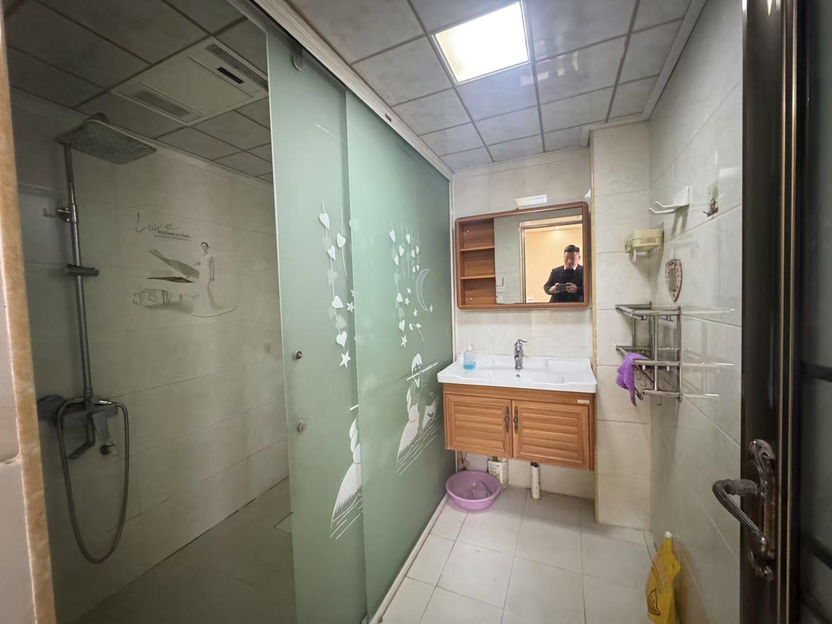 众和家园 3室2厅2卫 1280.0元/月 众和家园 3室2厅2卫 1280.0元/月室内图