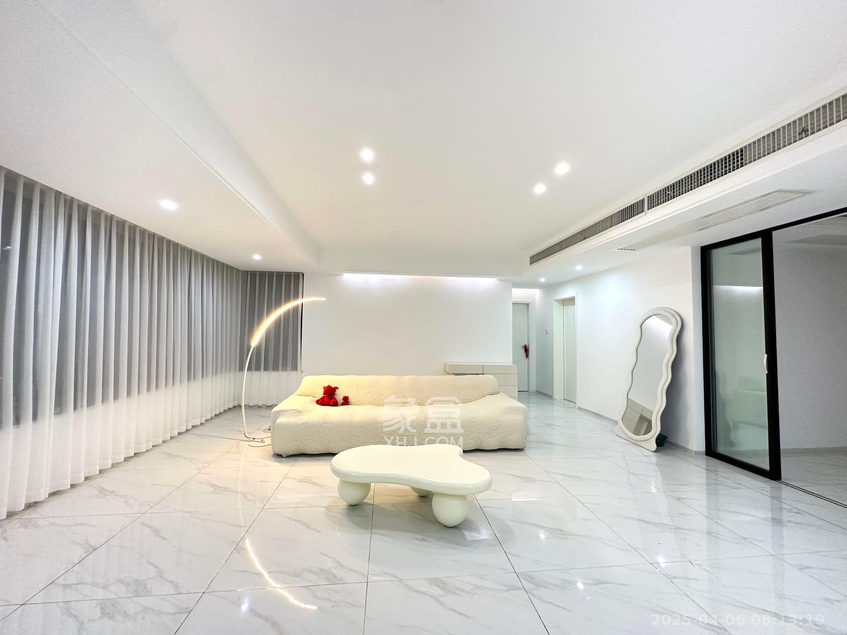 中建梅溪湖中心 4室2厅2卫 6500.0元/月 中建梅溪湖中心 4室2厅2卫 6500.0元/月室内图