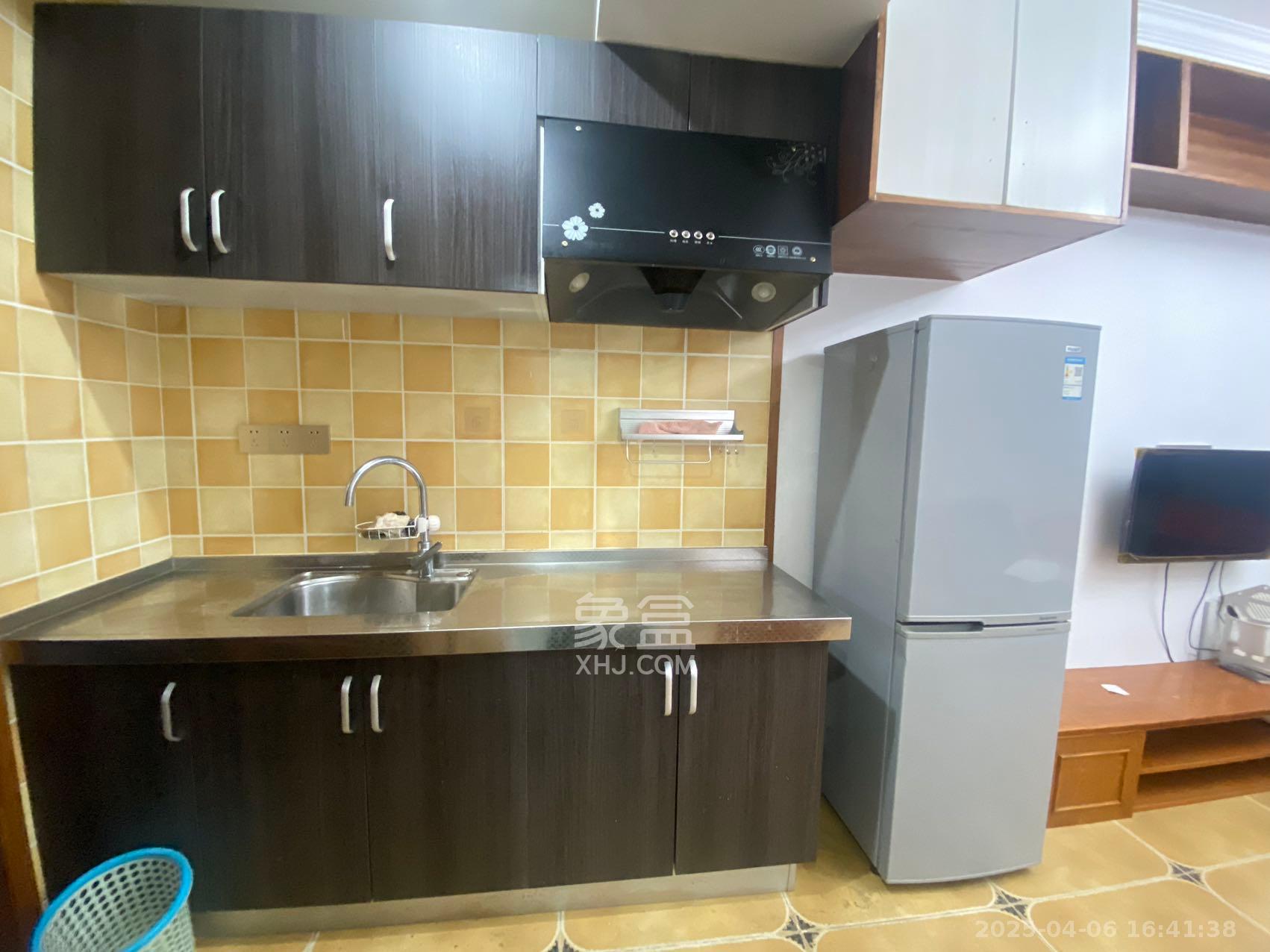 中建芙蓉工社 1室0厅1卫 1100.0元/月 中建芙蓉工社 1室0厅1卫 1100.0元/月室内图