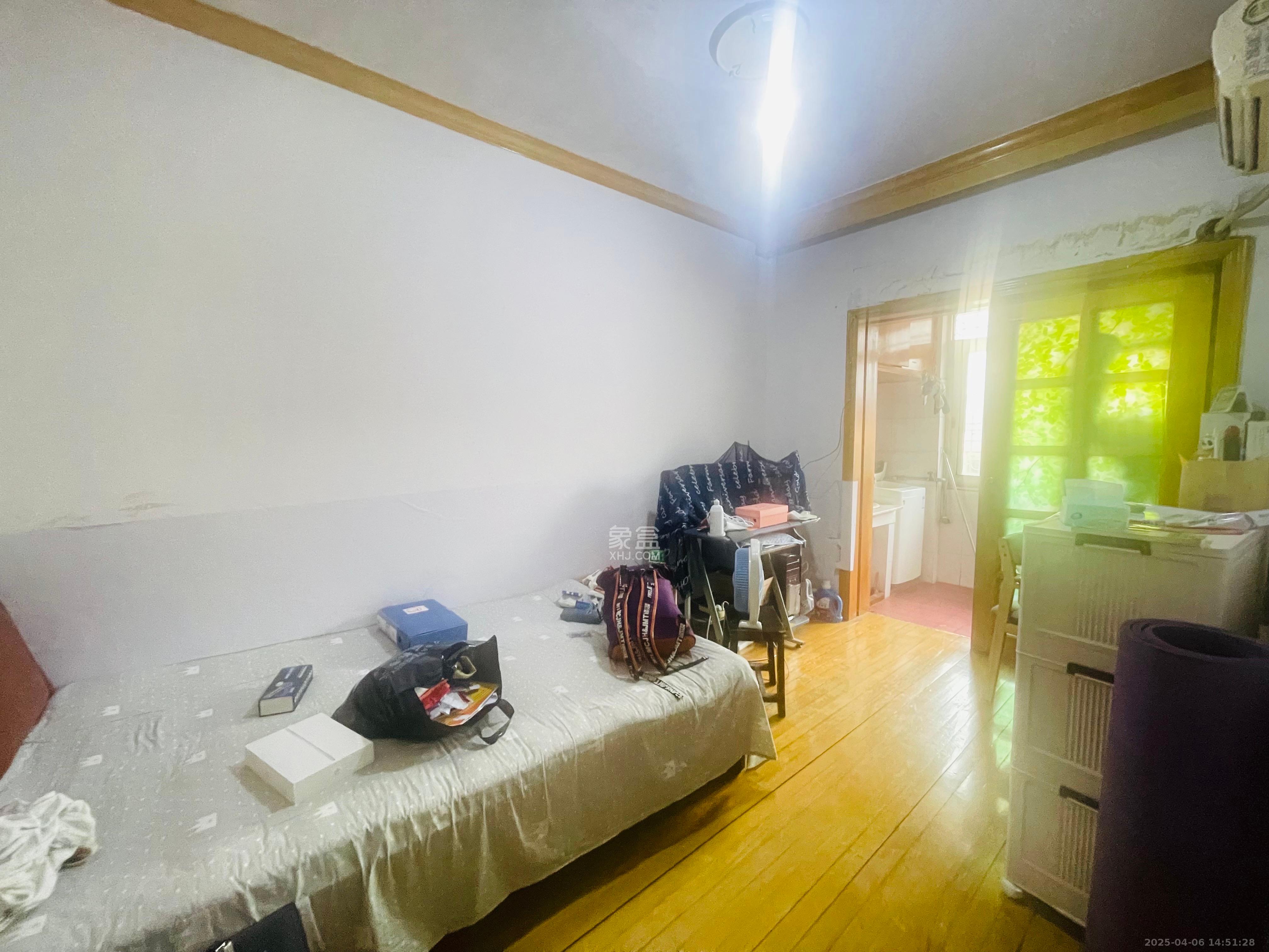 省化工轻工总公司302宿舍 3室1厅1卫 1800.0元/月 省化工轻工总公司302宿舍 3室1厅1卫 1800.0元/月室内图