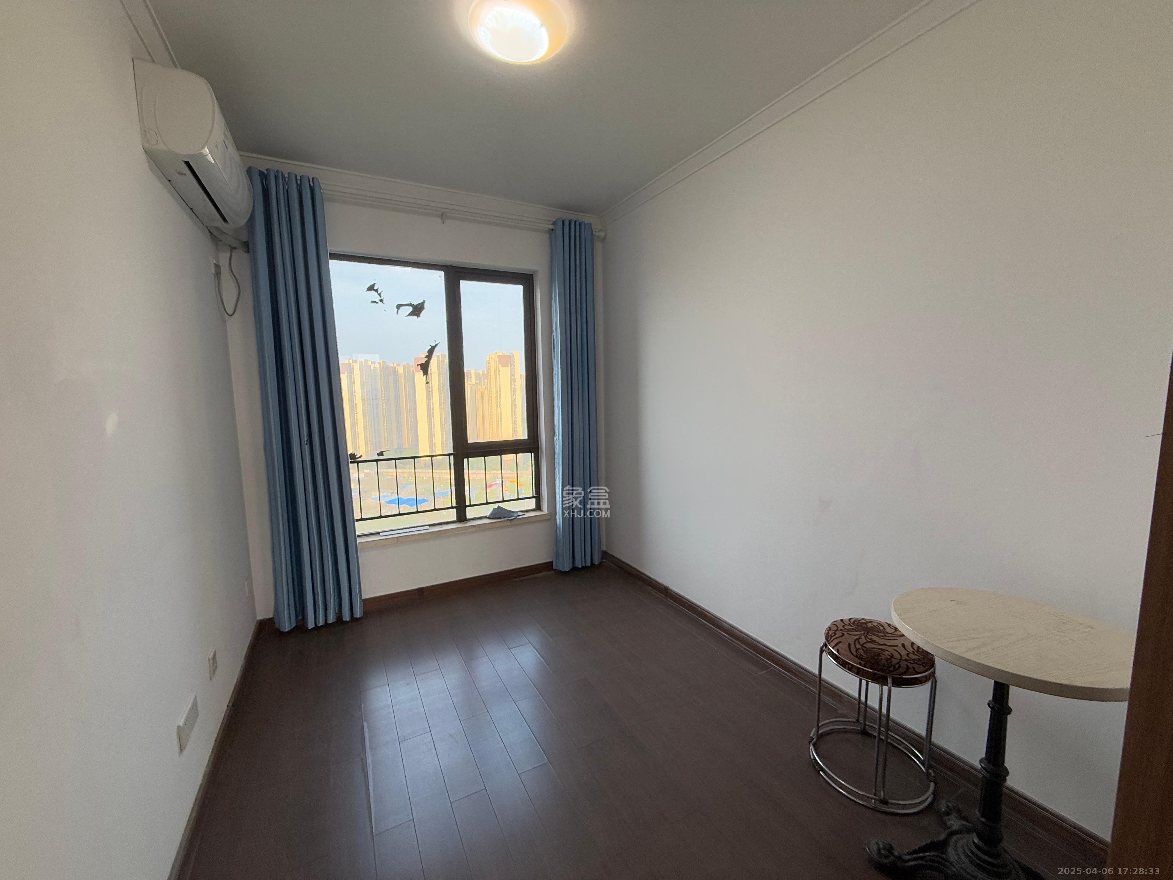 万科白鹭郡 4室2厅2卫 3000.0元/月 万科白鹭郡 4室2厅2卫 3000.0元/月室内图