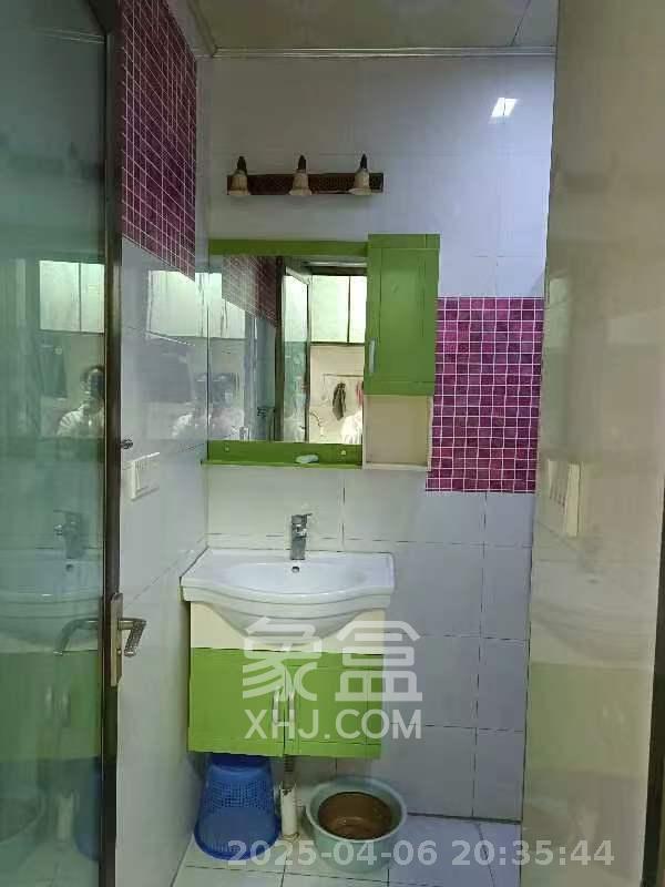 长房时代城  1室1厅1卫   1600.00元/月室内图