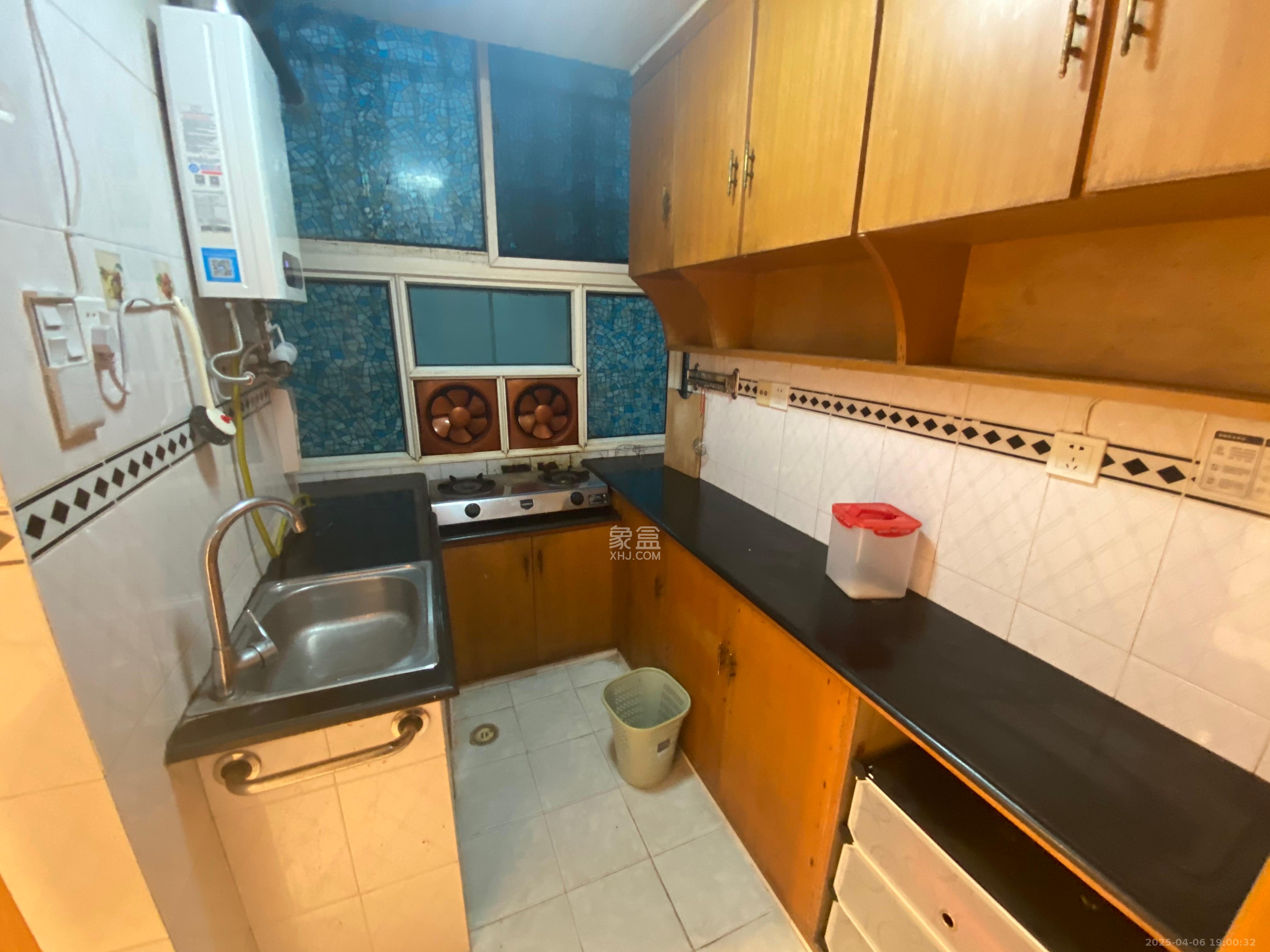 桔园小区1-8片 2室1厅1卫 1300.0元/月 桔园小区1-8片 2室1厅1卫 1300.0元/月室内图