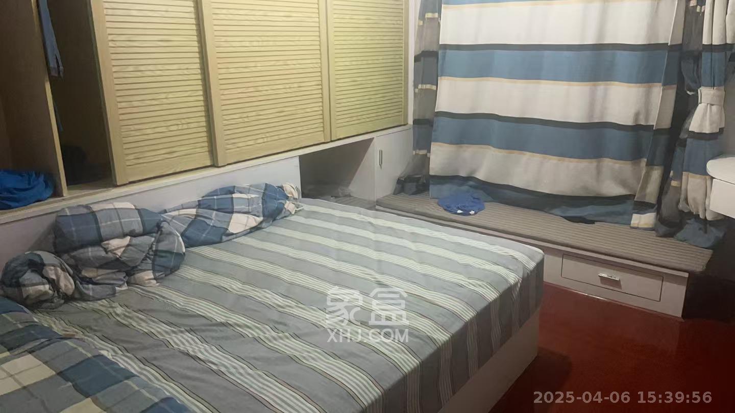 翡翠云天 3室2厅1卫 3200.0元/月 翡翠云天 3室2厅1卫 3200.0元/月室内图