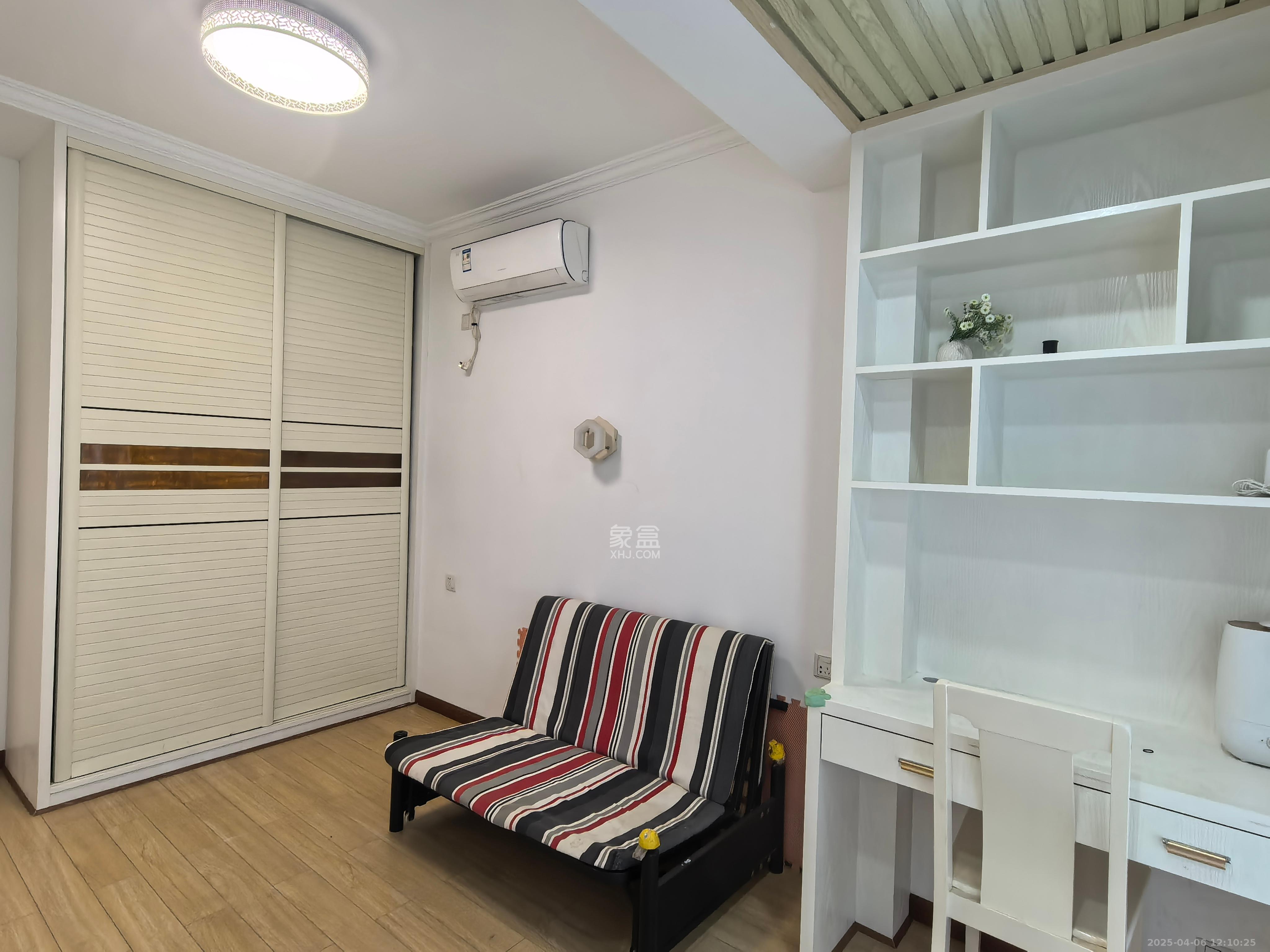 深业睿城 3室2厅1卫 2000.0元/月 深业睿城 3室2厅1卫 2000.0元/月室内图