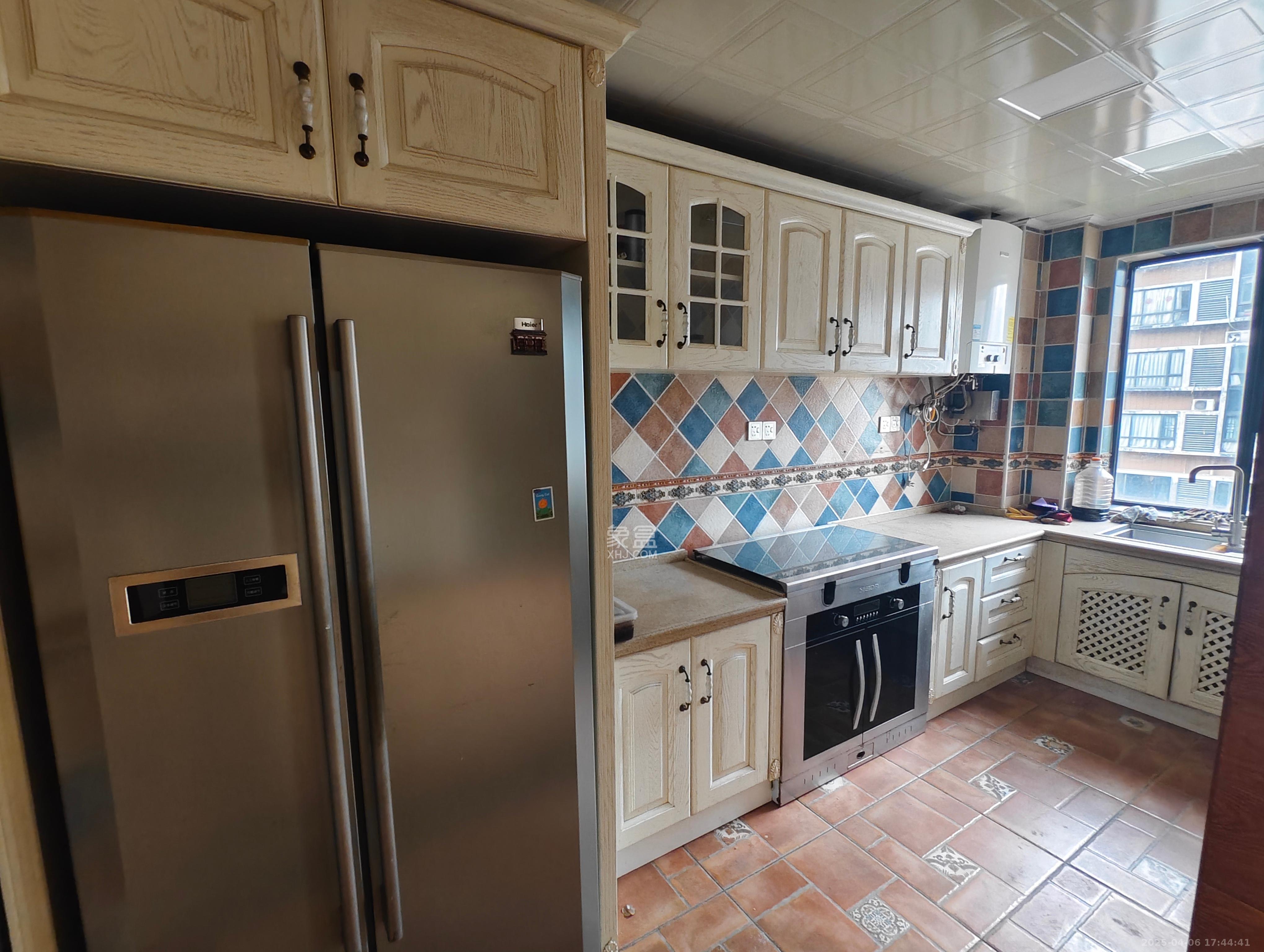 茂华国际湘 3室2厅2卫 3800.0元/月 茂华国际湘 3室2厅2卫 3800.0元/月室内图