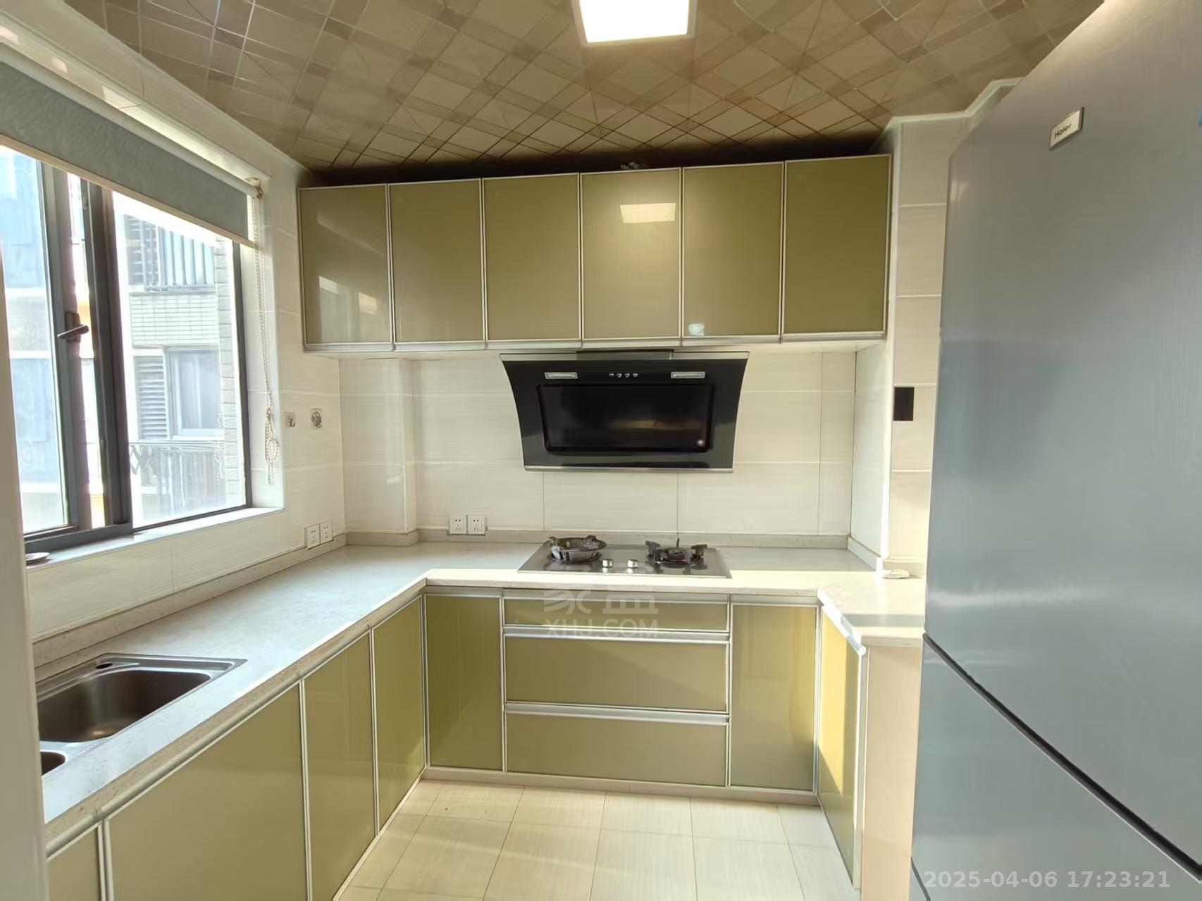 恒瑞雅园 2室2厅1卫 1700.0元/月 恒瑞雅园 2室2厅1卫 1700.0元/月室内图