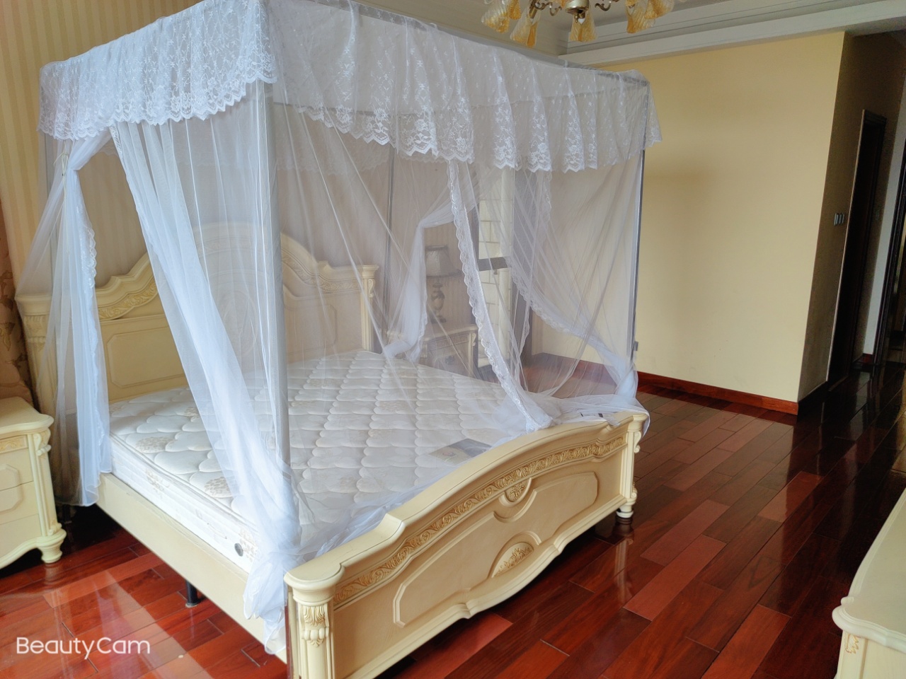 紫荆花园二区 4室2厅2卫 6800.0元/月 紫荆花园二区 4室2厅2卫 6800.0元/月室内图