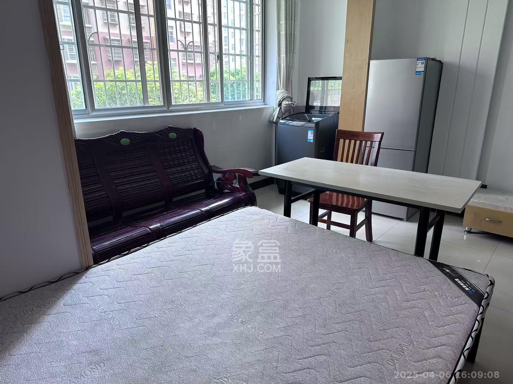先锋新宇  1室0厅1卫   1300.00元/月室内图
